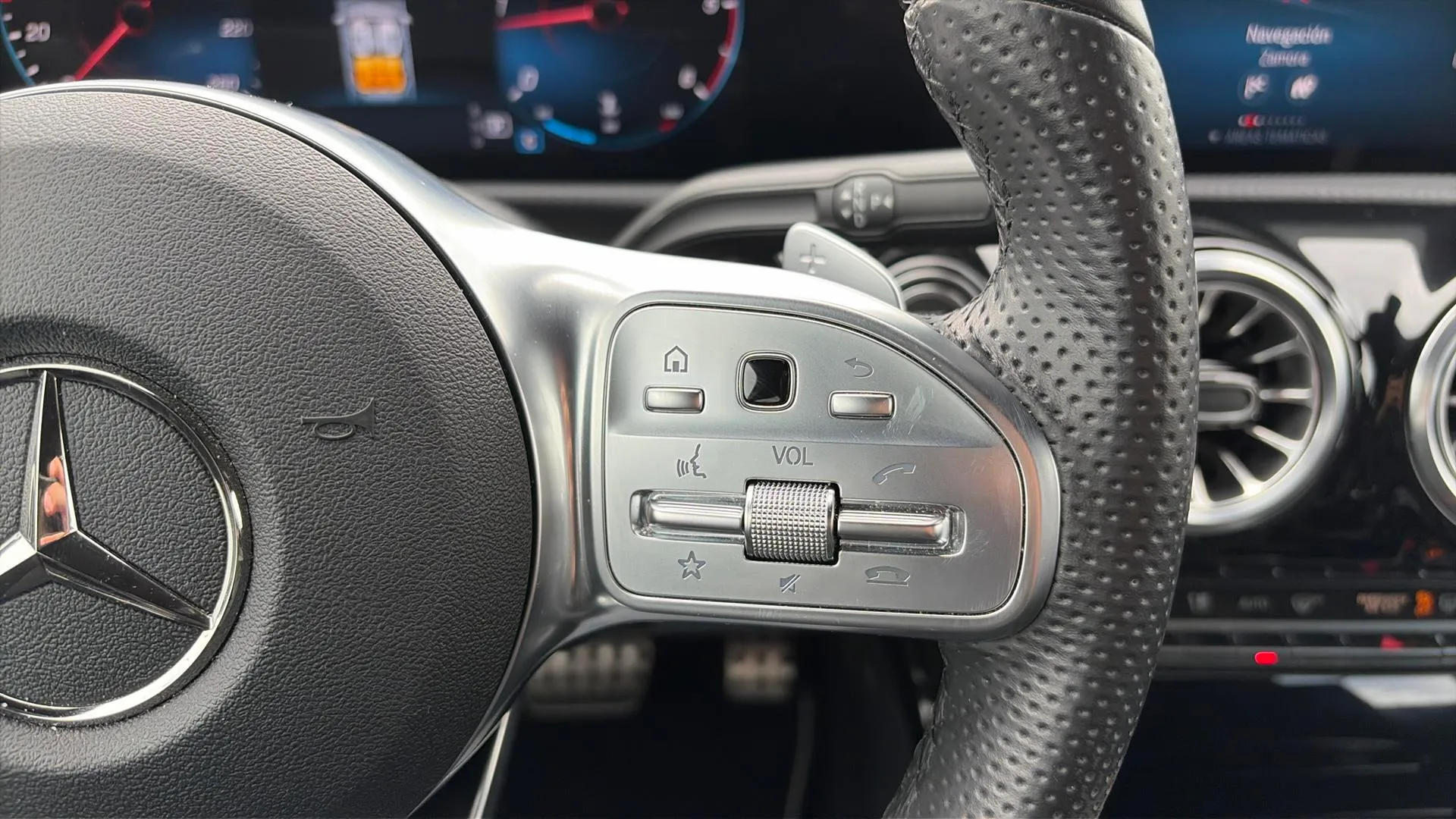 Mercedes-Benz Clase A A 200 d - foto 18