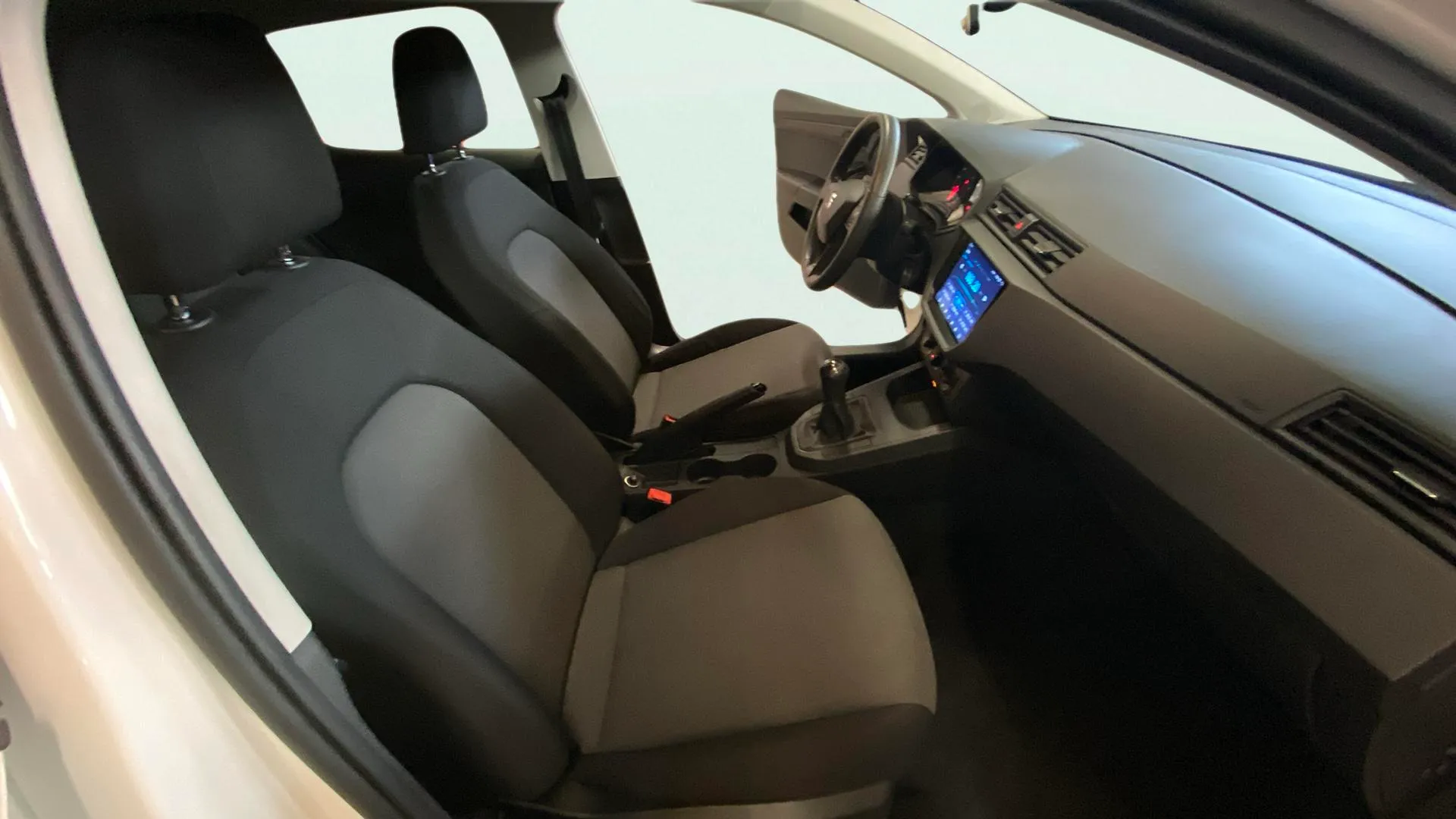SEAT Ibiza 1.0 Reference - foto 14