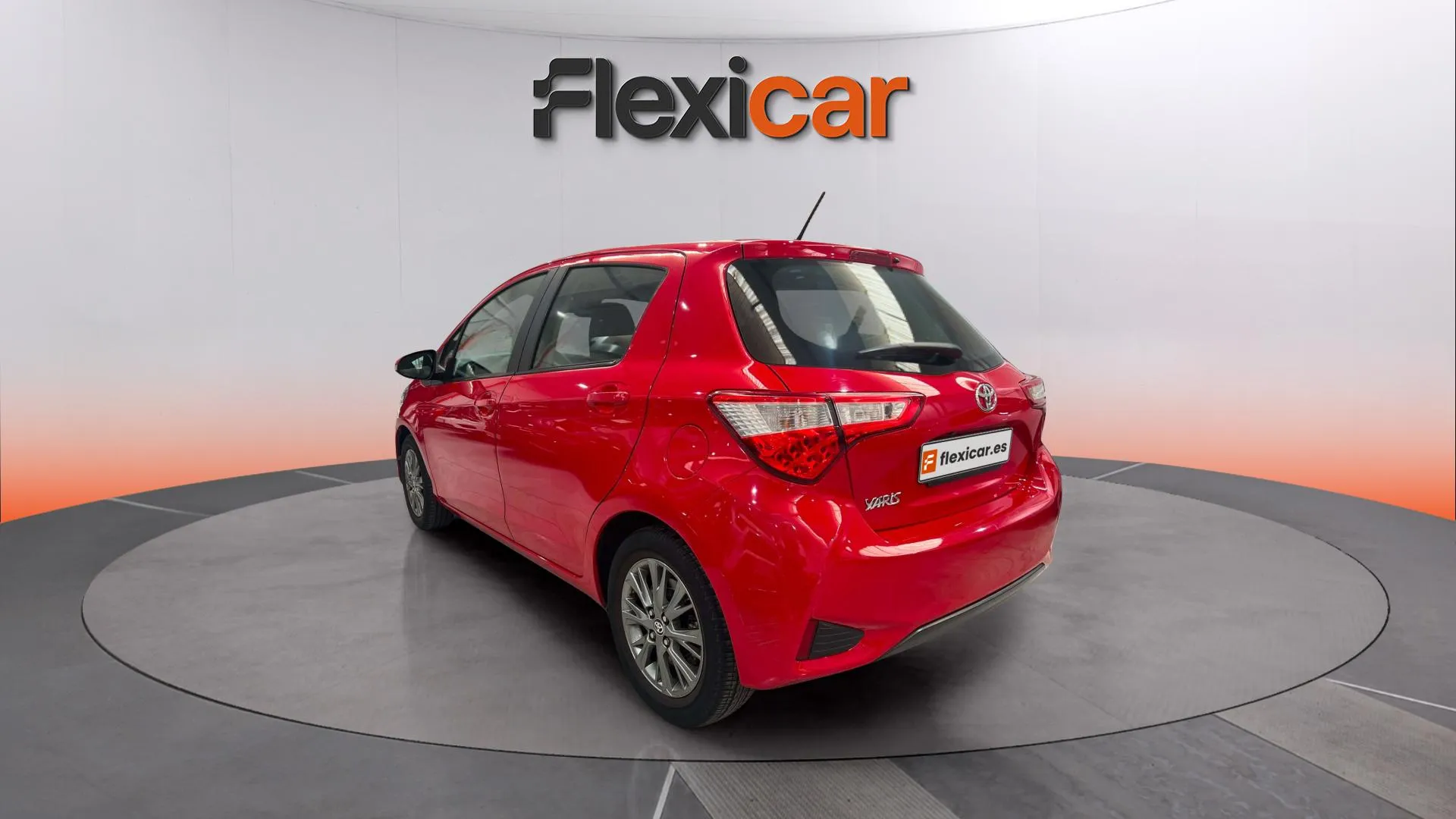 Toyota Yaris 1.0 70 Active - foto 6