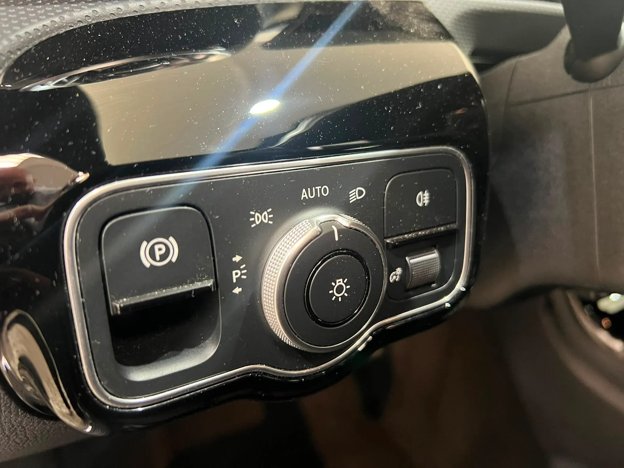 Mercedes-Benz CLA 200 - foto 10
