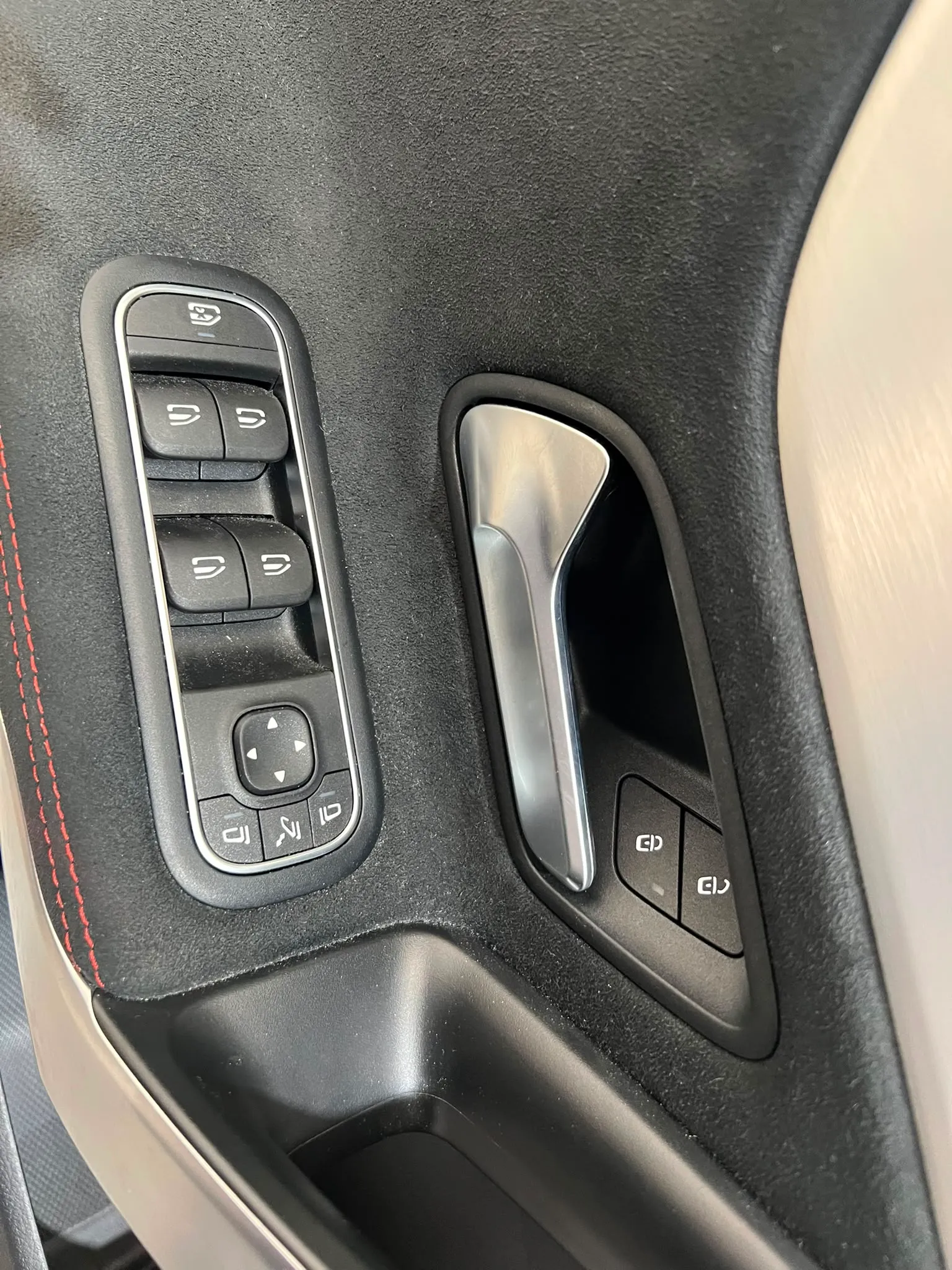Mercedes-Benz CLA 200 - foto 11
