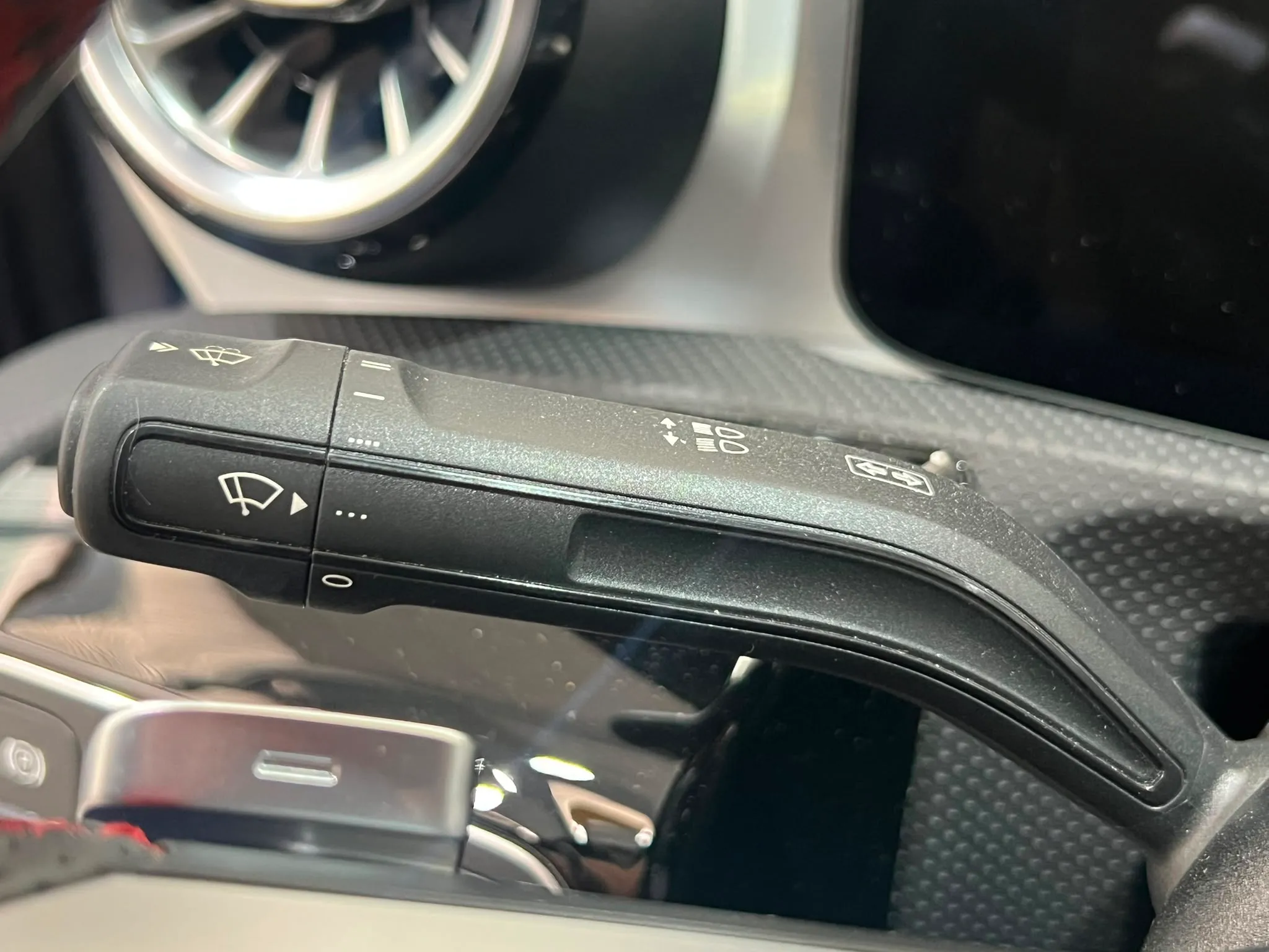 Mercedes-Benz CLA 200 - foto 16