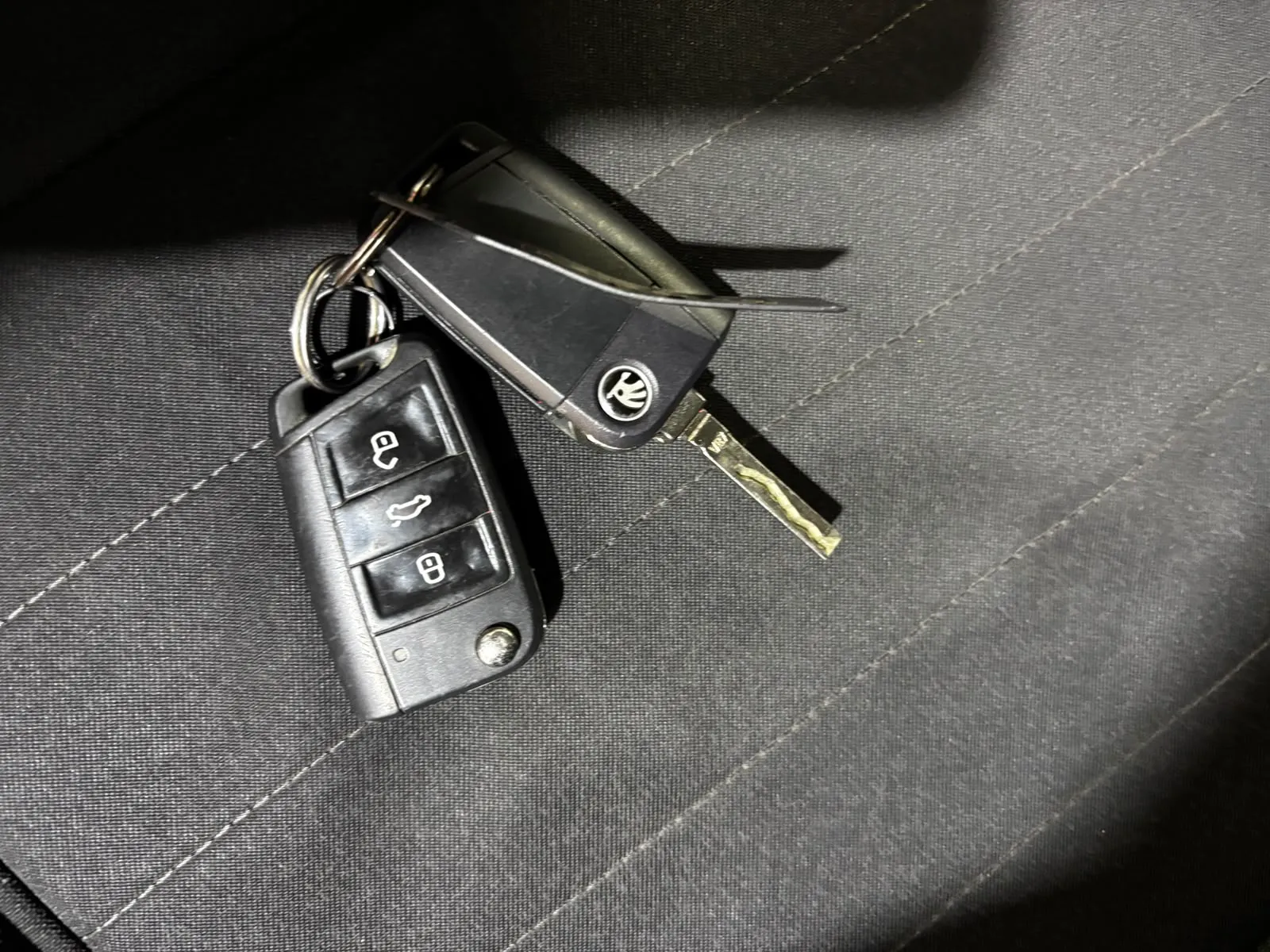 Škoda Fabia 1.0 MPI Like - foto 14