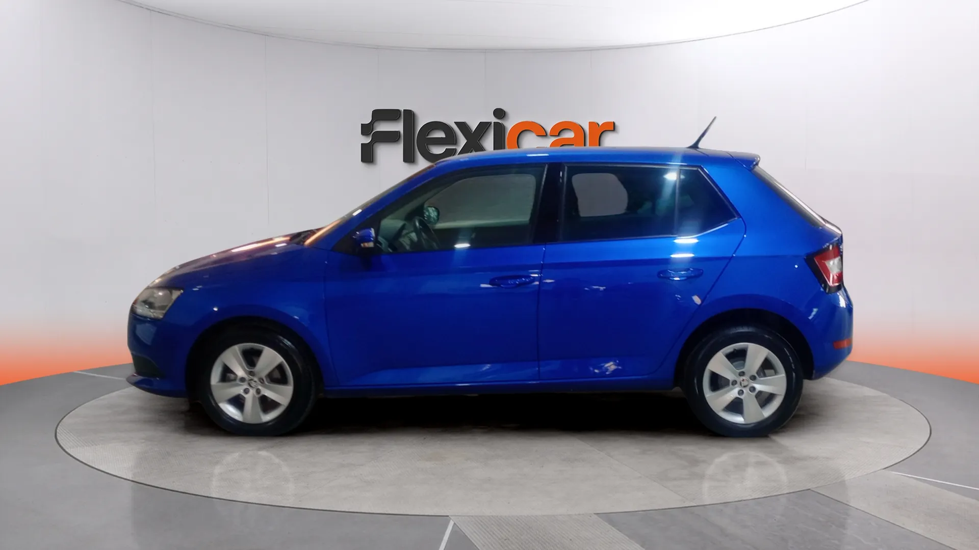 Škoda Fabia 1.0 MPI Like - foto 3