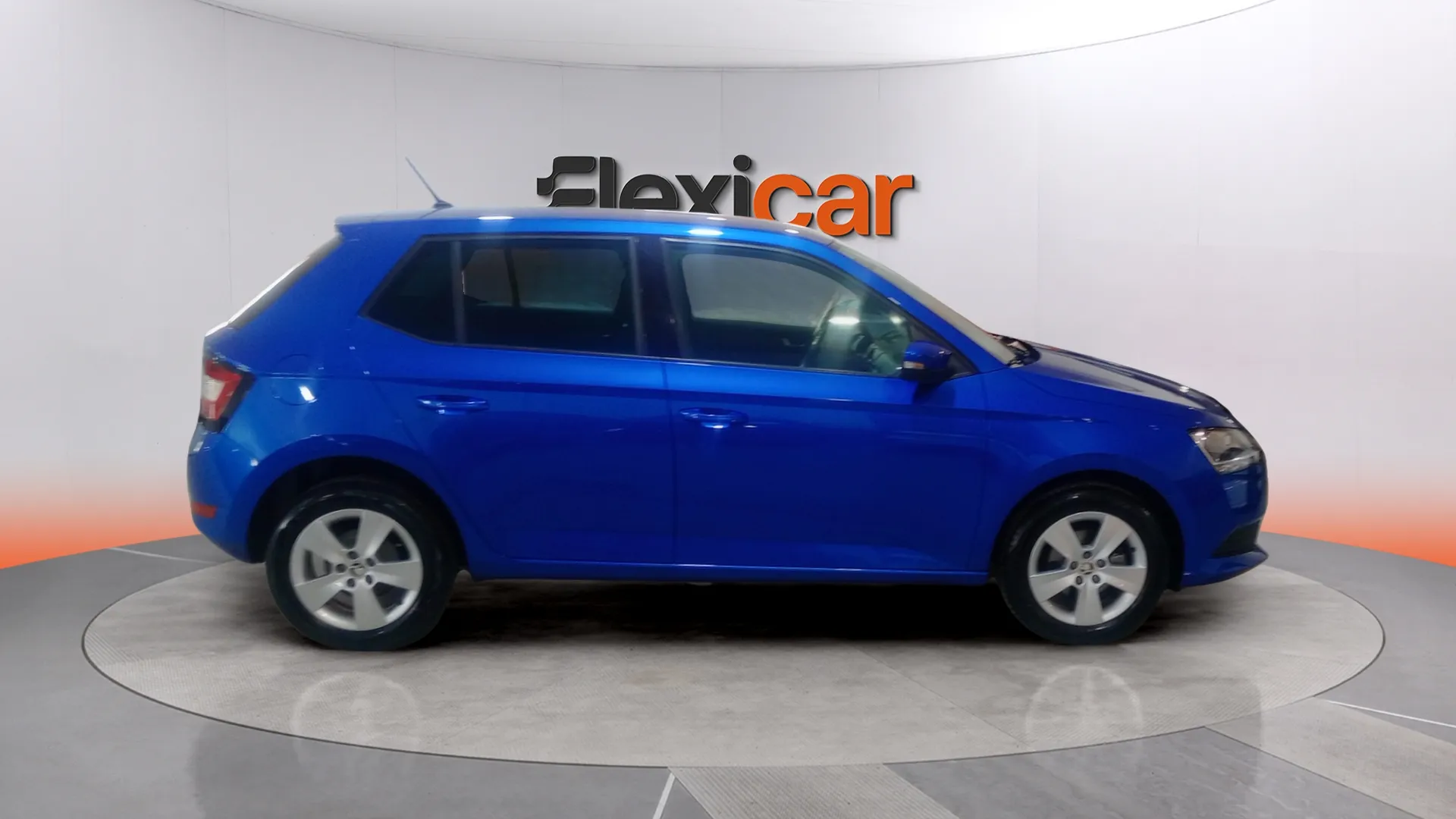 Škoda Fabia 1.0 MPI Like - foto 4