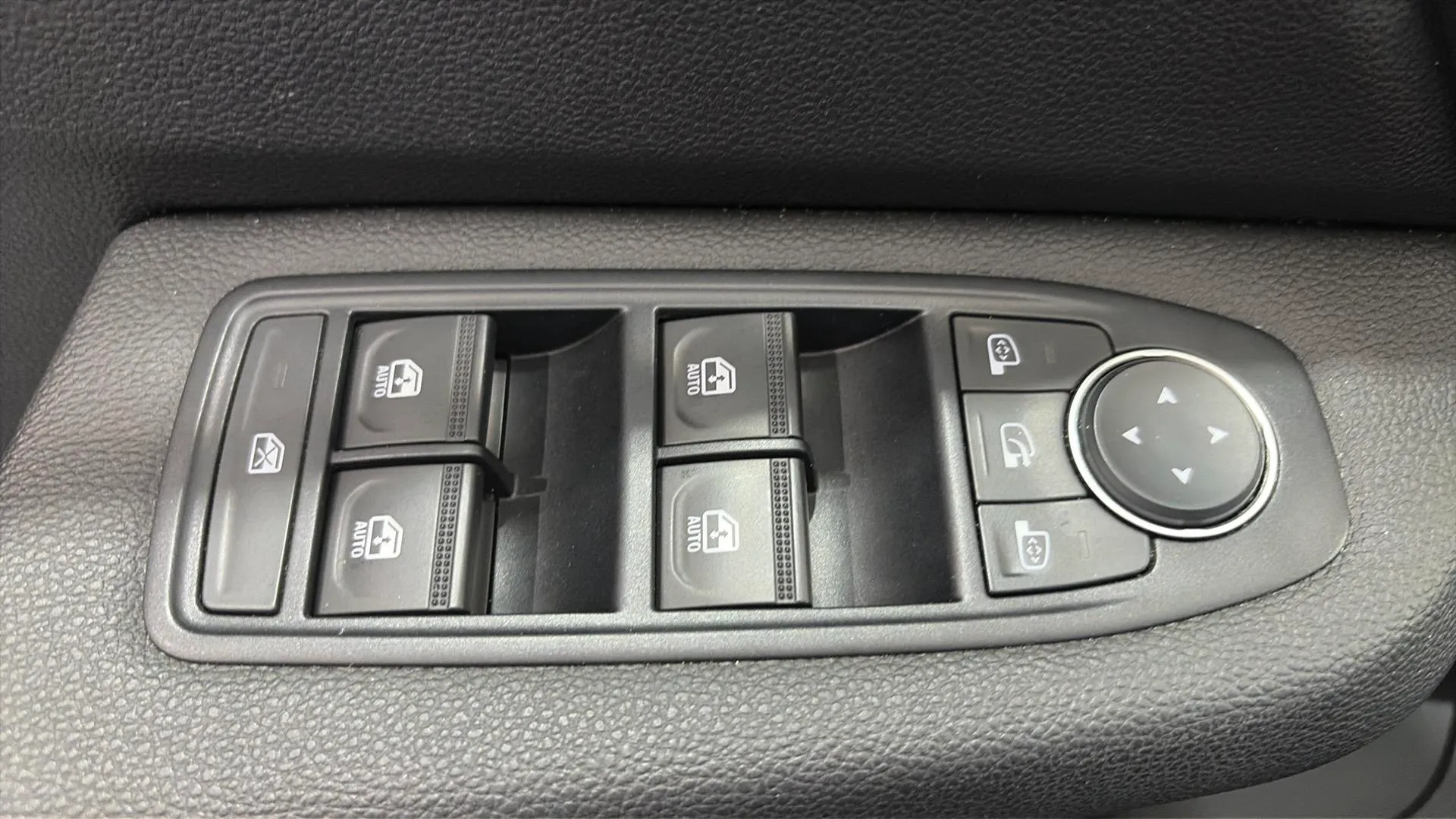 Mitsubishi Colt 100T Kaiteki - foto 25