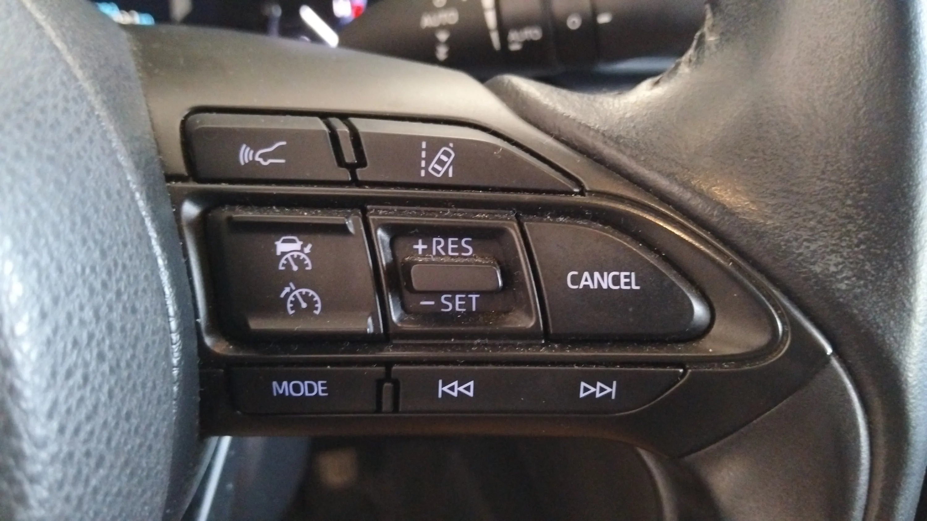 Toyota Yaris Cross 1.5 120H Adventure - foto 19