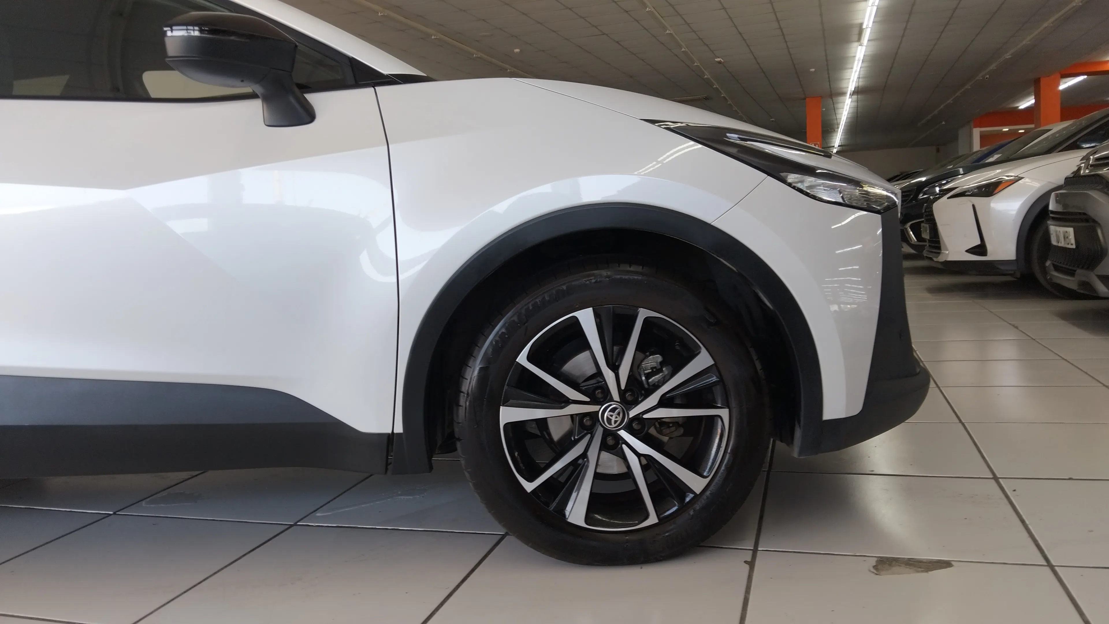 Toyota C-HR 1.8 140H Advance - foto 14