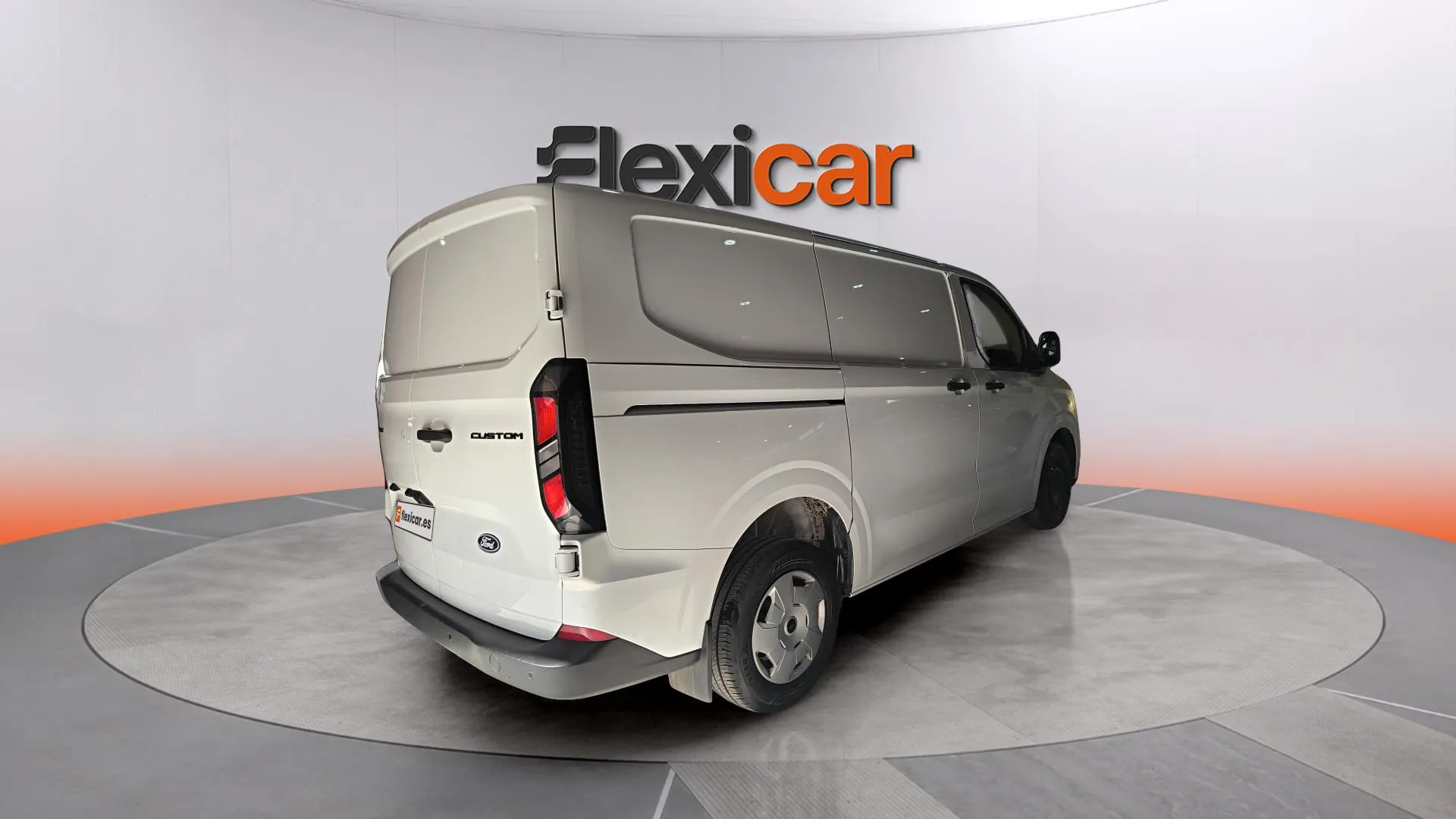 Ford Transit Custom DC Van 2.0 EcoBlue 300 L1 Trend - foto 6