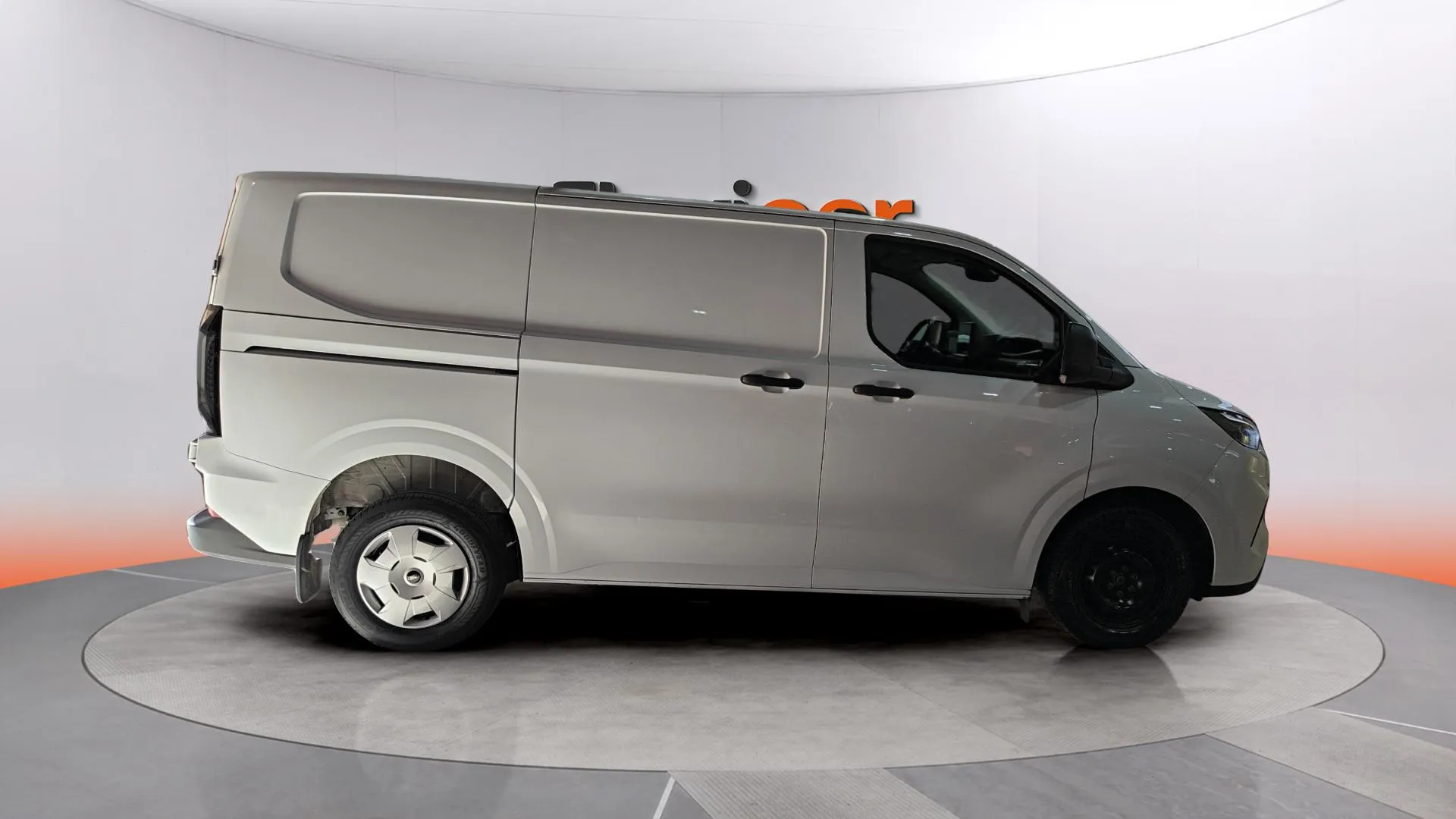 Ford Transit Custom DC Van 2.0 EcoBlue 300 L1 Trend - foto 8