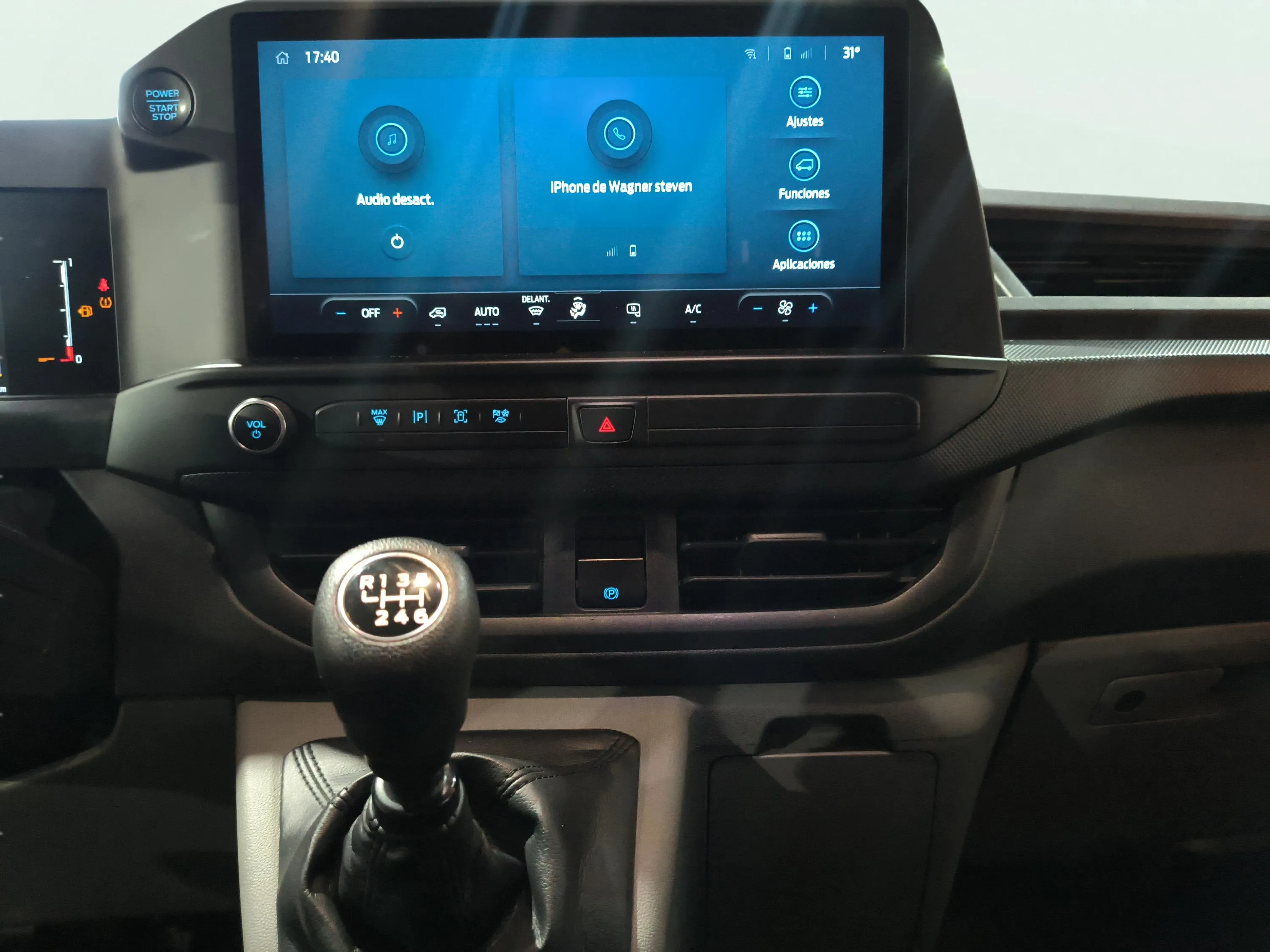 Ford Transit Custom DC Van 2.0 EcoBlue 300 L1 Trend - foto 10