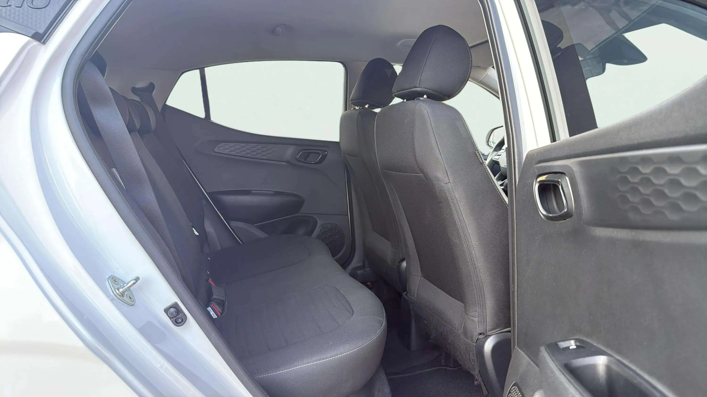 Hyundai i10 1.2 Tecno 2C - foto 12