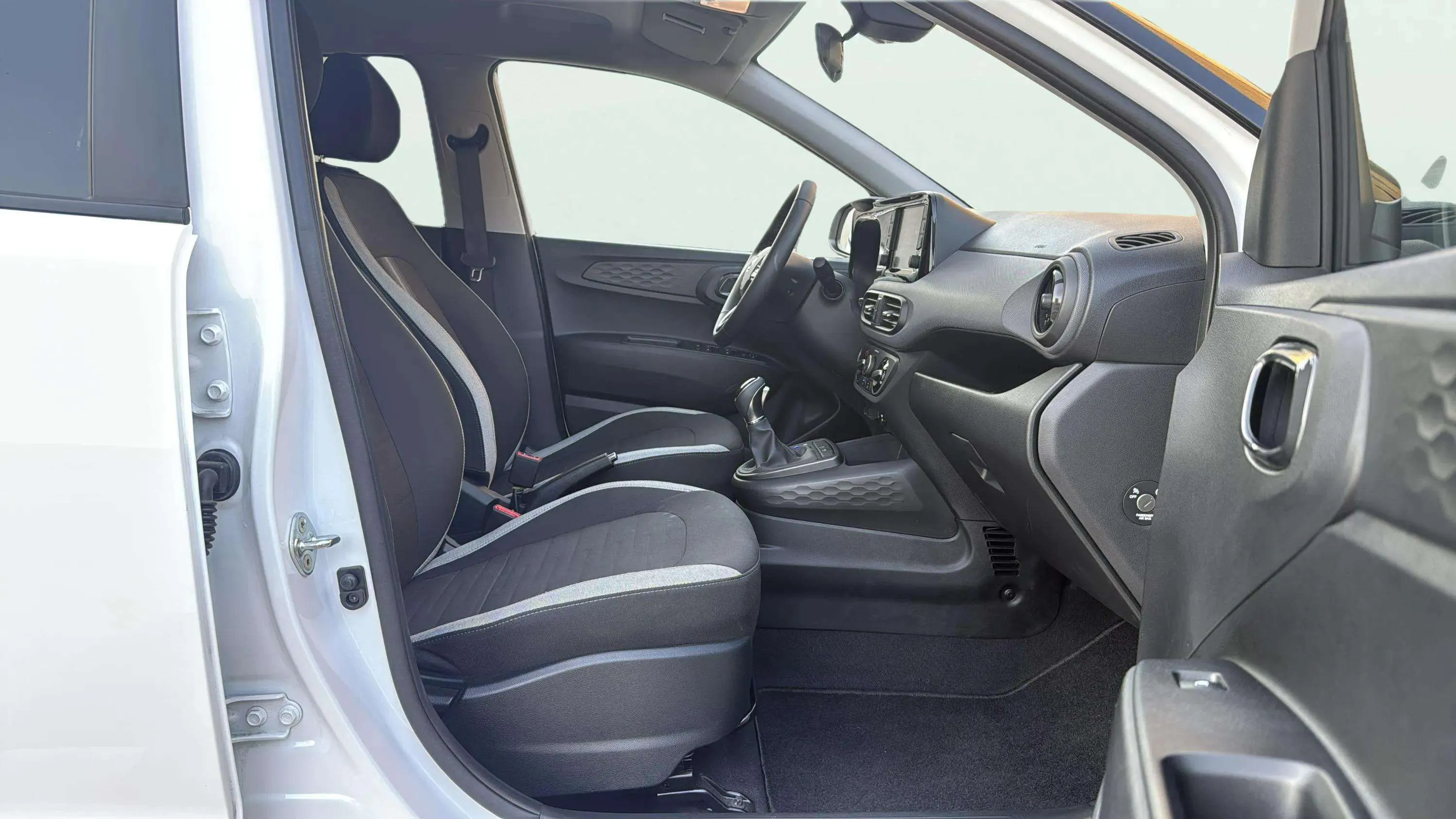 Hyundai i10 1.2 Tecno 2C - foto 11