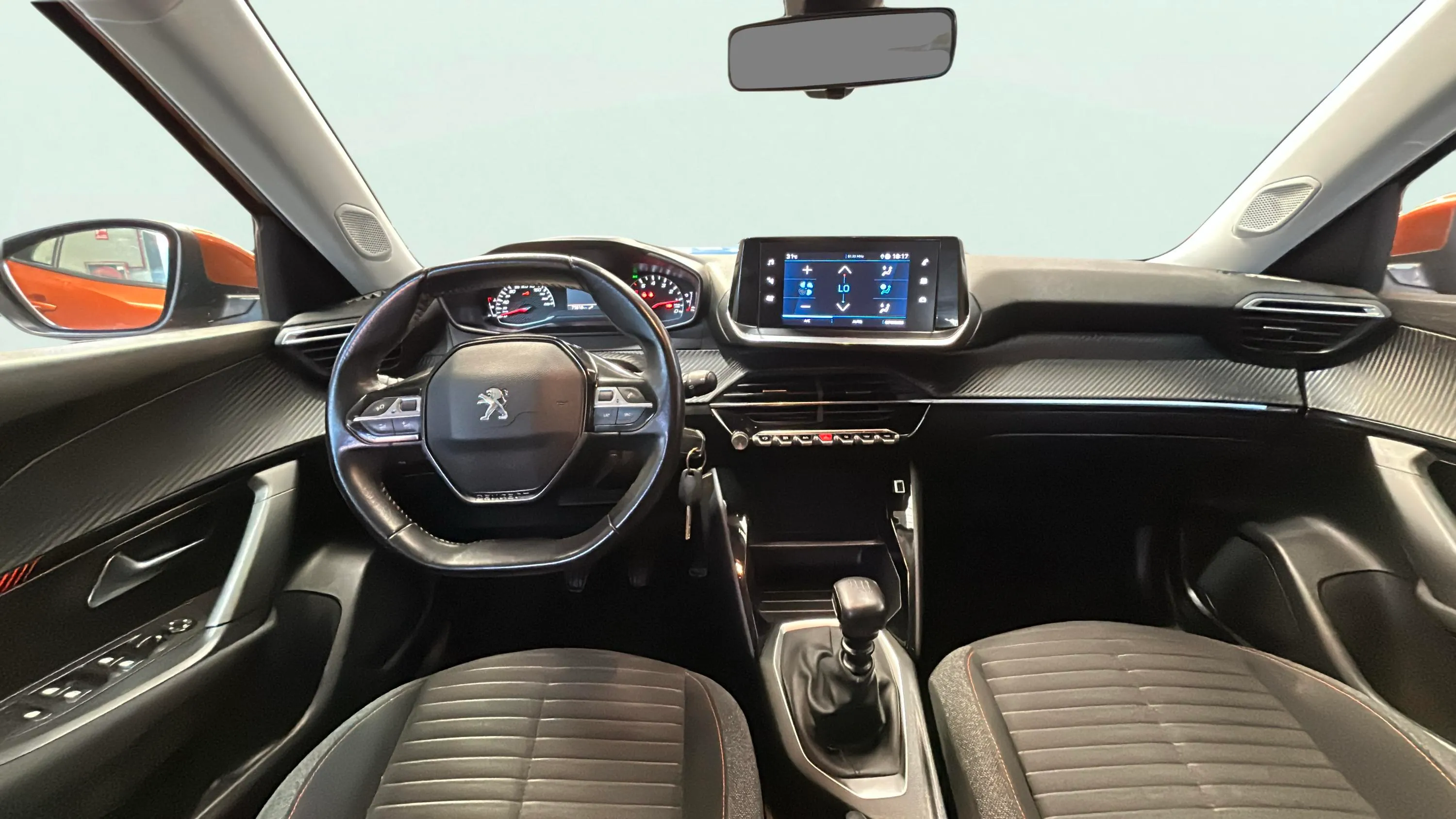 Peugeot 2008 Active PureTech 100 BVM6 - foto 9