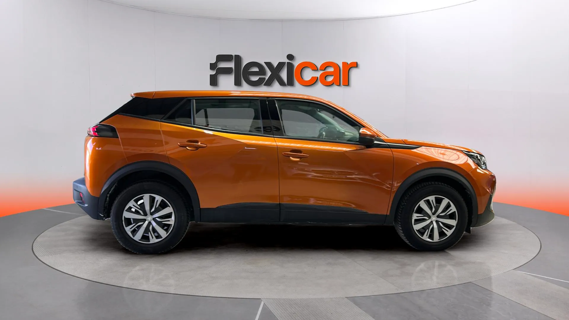 Peugeot 2008 Active PureTech 100 BVM6 - foto 8