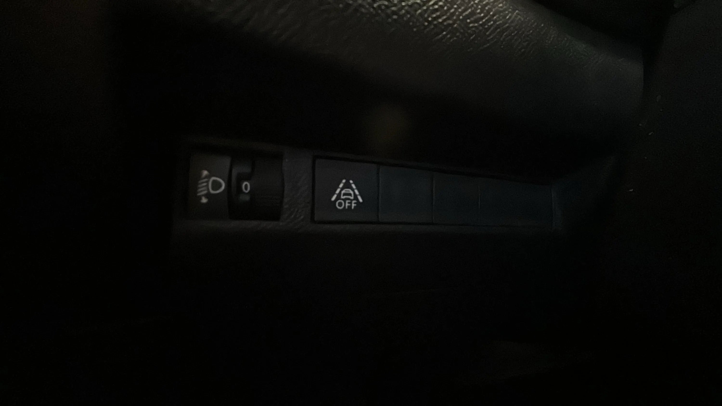 Peugeot 2008 Active PureTech 100 BVM6 - foto 18