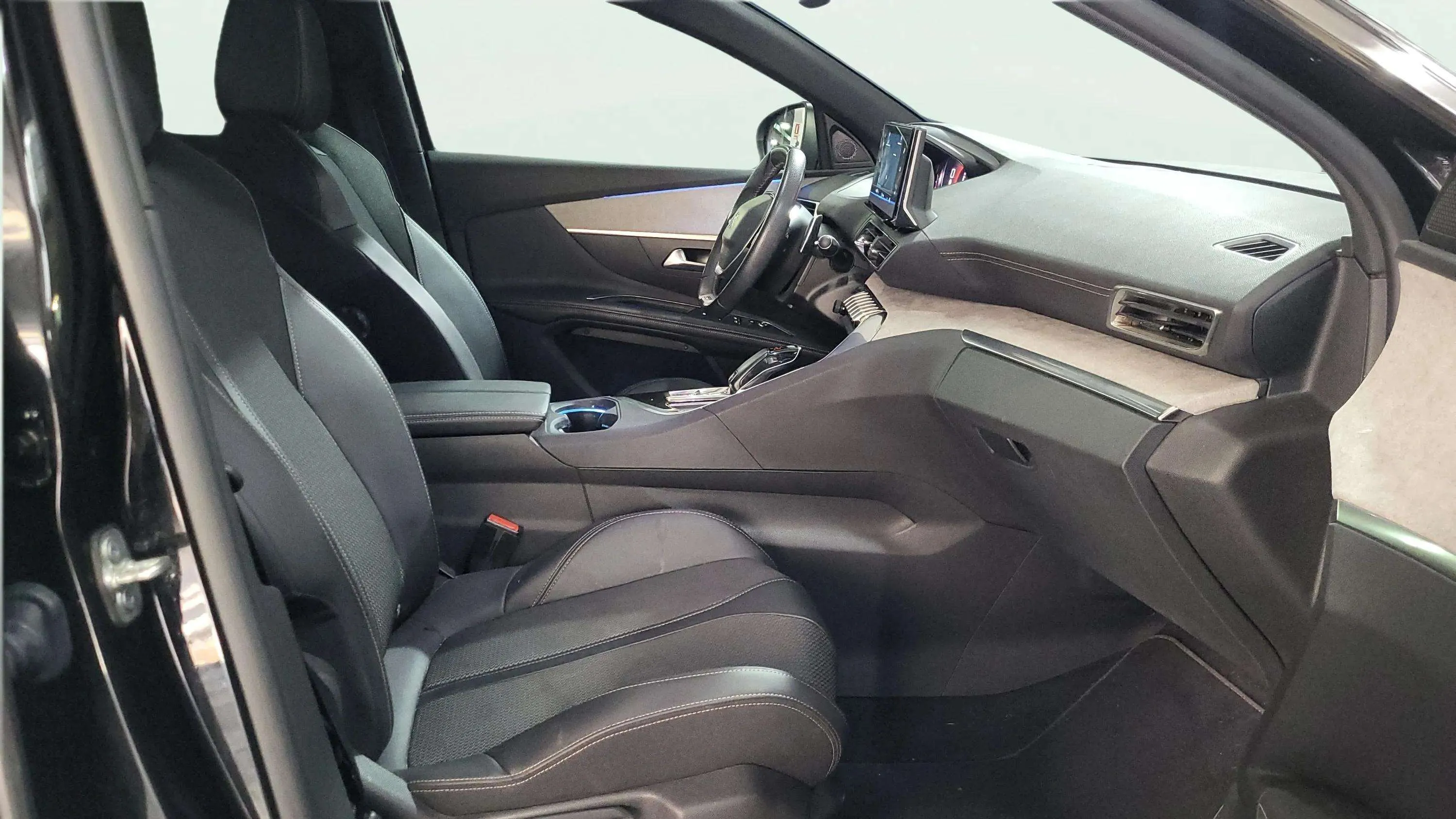 Peugeot 3008 1.5 BlueHDi GT EAT8 - foto 9