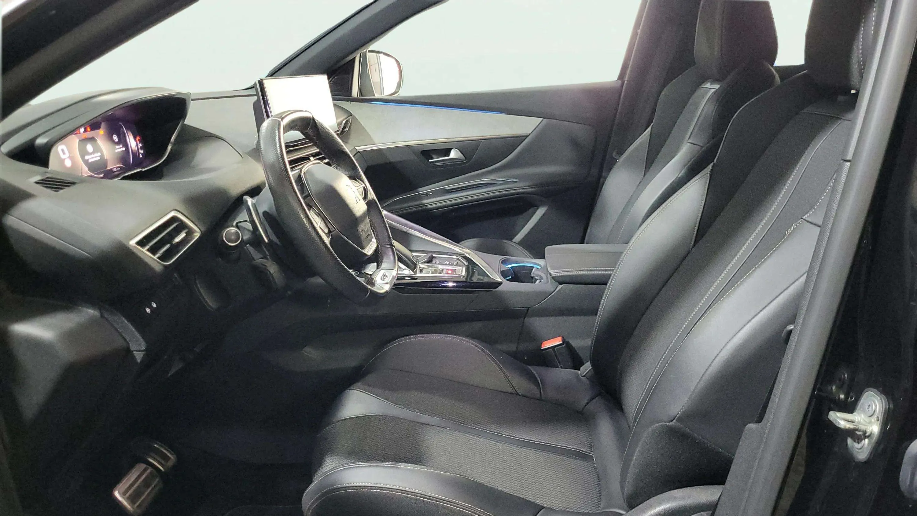 Peugeot 3008 1.5 BlueHDi GT EAT8 - foto 7