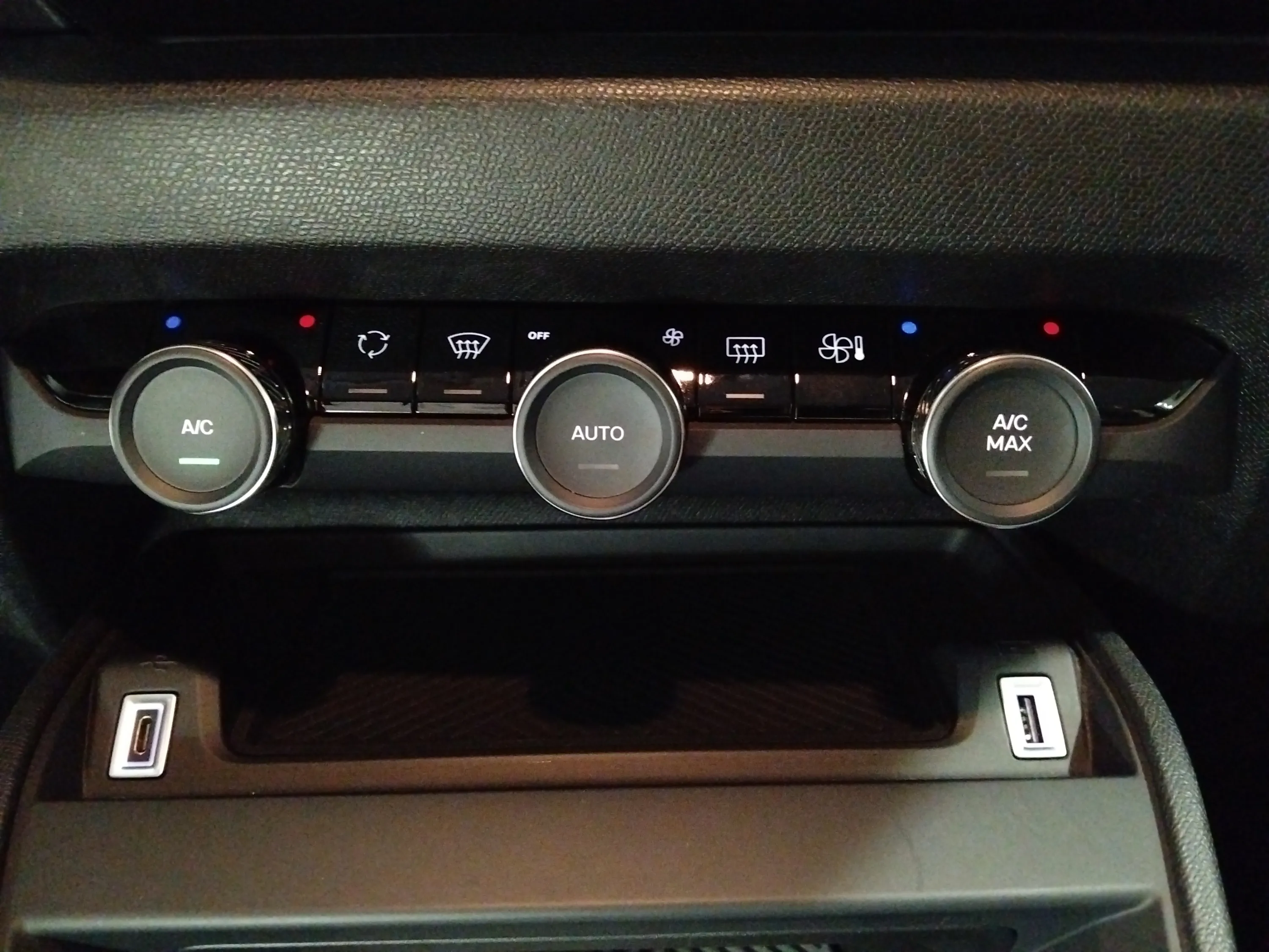Citroën C4 PureTech 130 EAT8 Feel Pack - foto 27