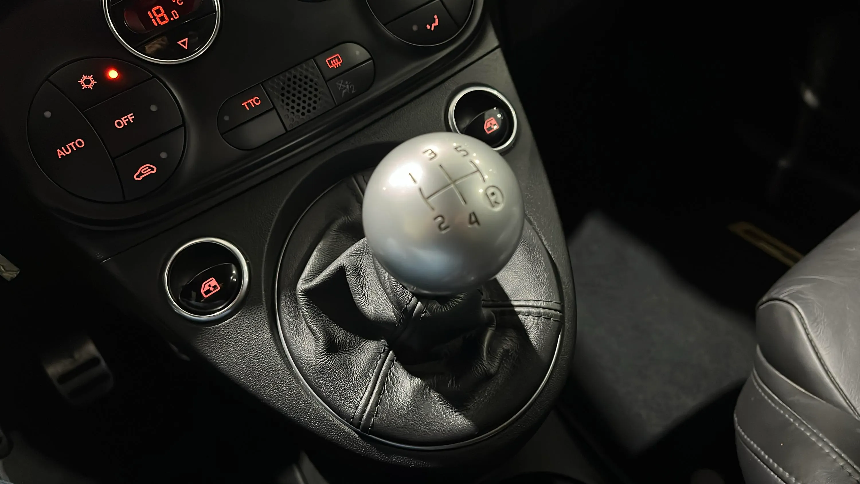 Abarth 500 595 Scorpioneoro 1.4 16v E6D - foto 25