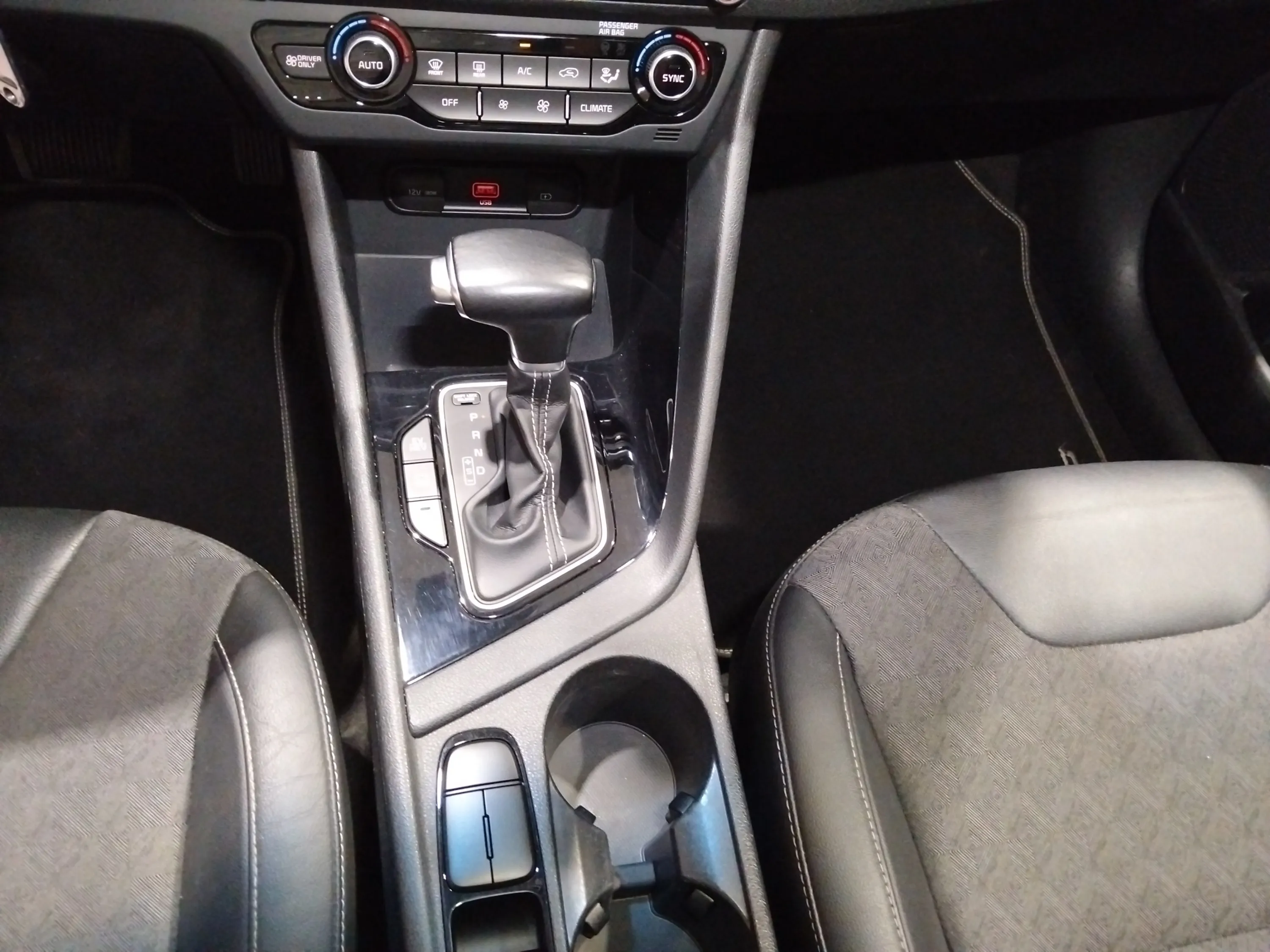 Kia Niro 1.6 GDi PHEV Drive - foto 20
