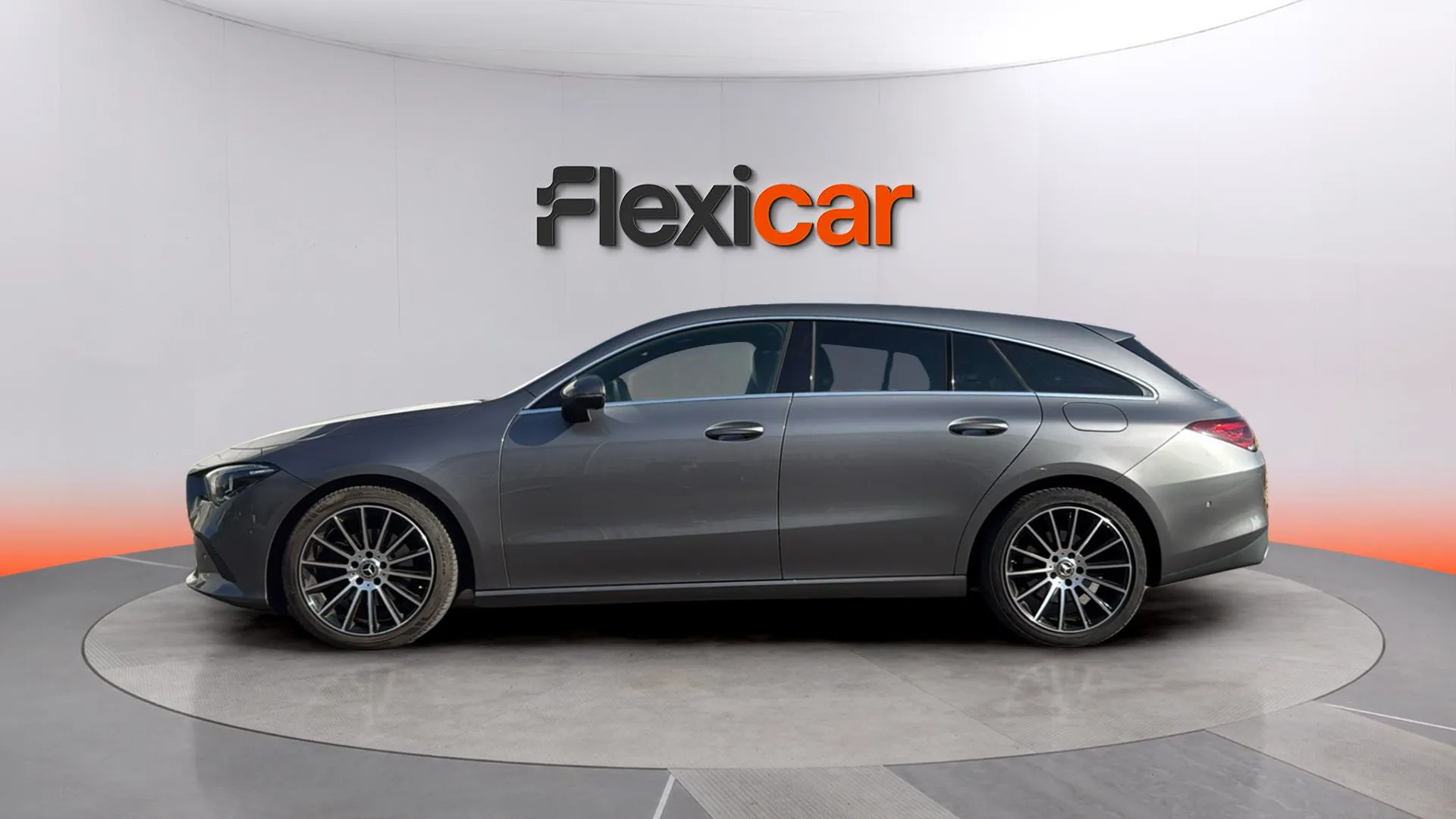 Mercedes-Benz CLA 200 D DCT Shooting Brake - foto 4