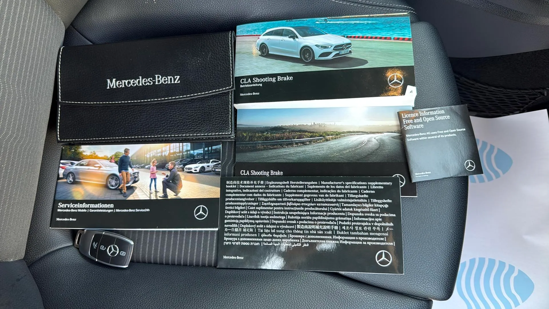 Mercedes-Benz CLA 200 D DCT Shooting Brake - foto 16