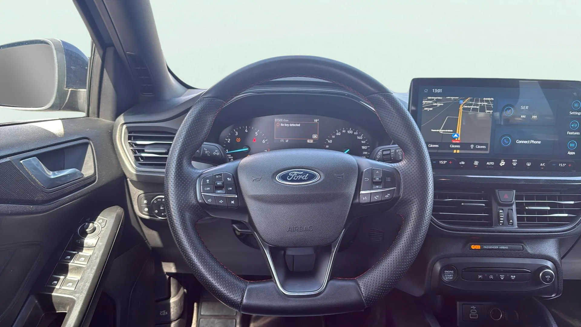 Ford Focus 1.0 EcoBoost MHEV ST-Line Design SIP - foto 12