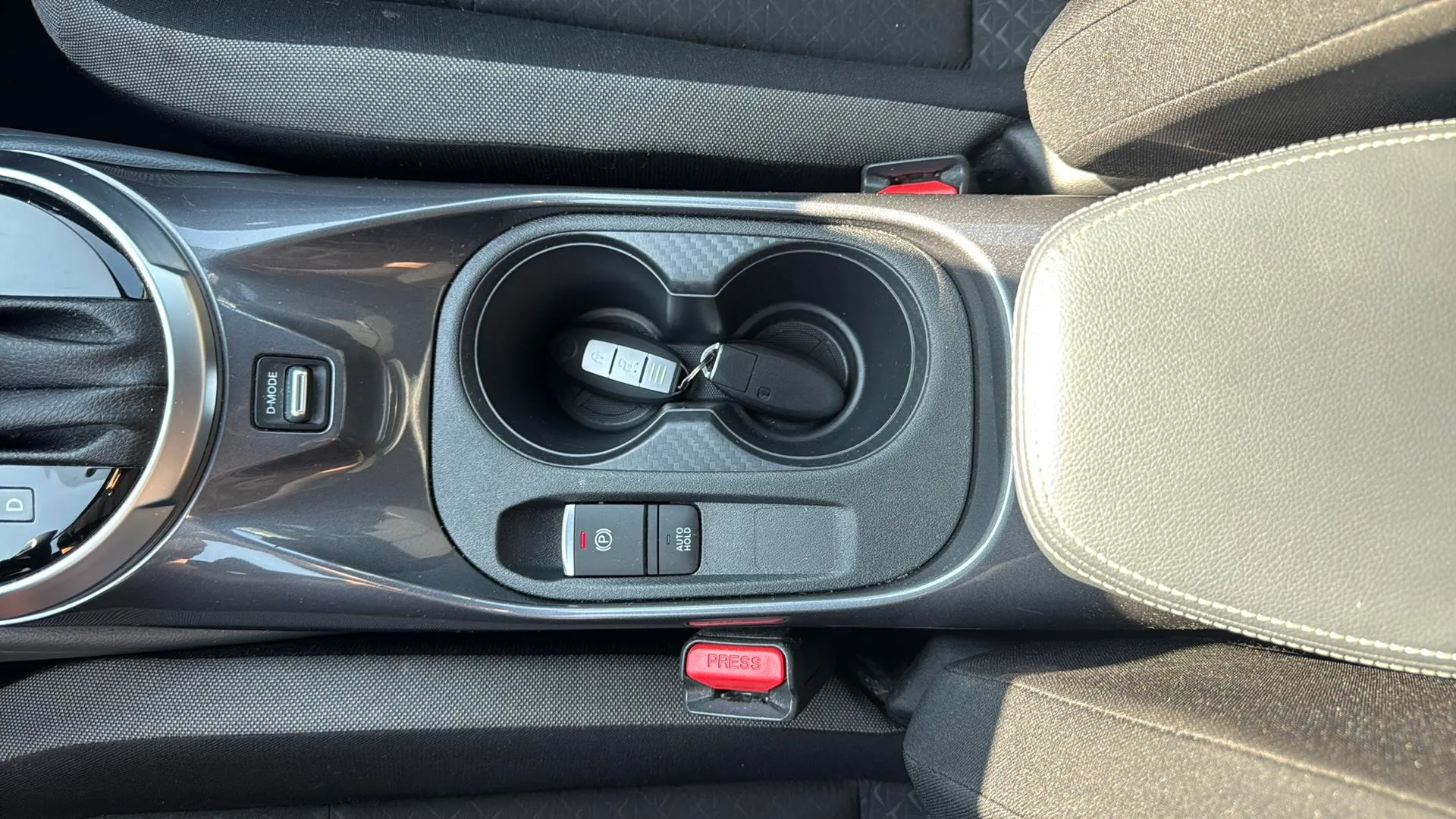 Nissan Juke DIG-T DCT Acenta - foto 17