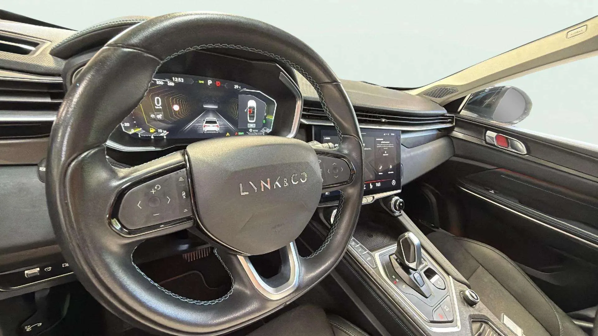 Lynk & Co 01 1.5 PHEV - foto 15