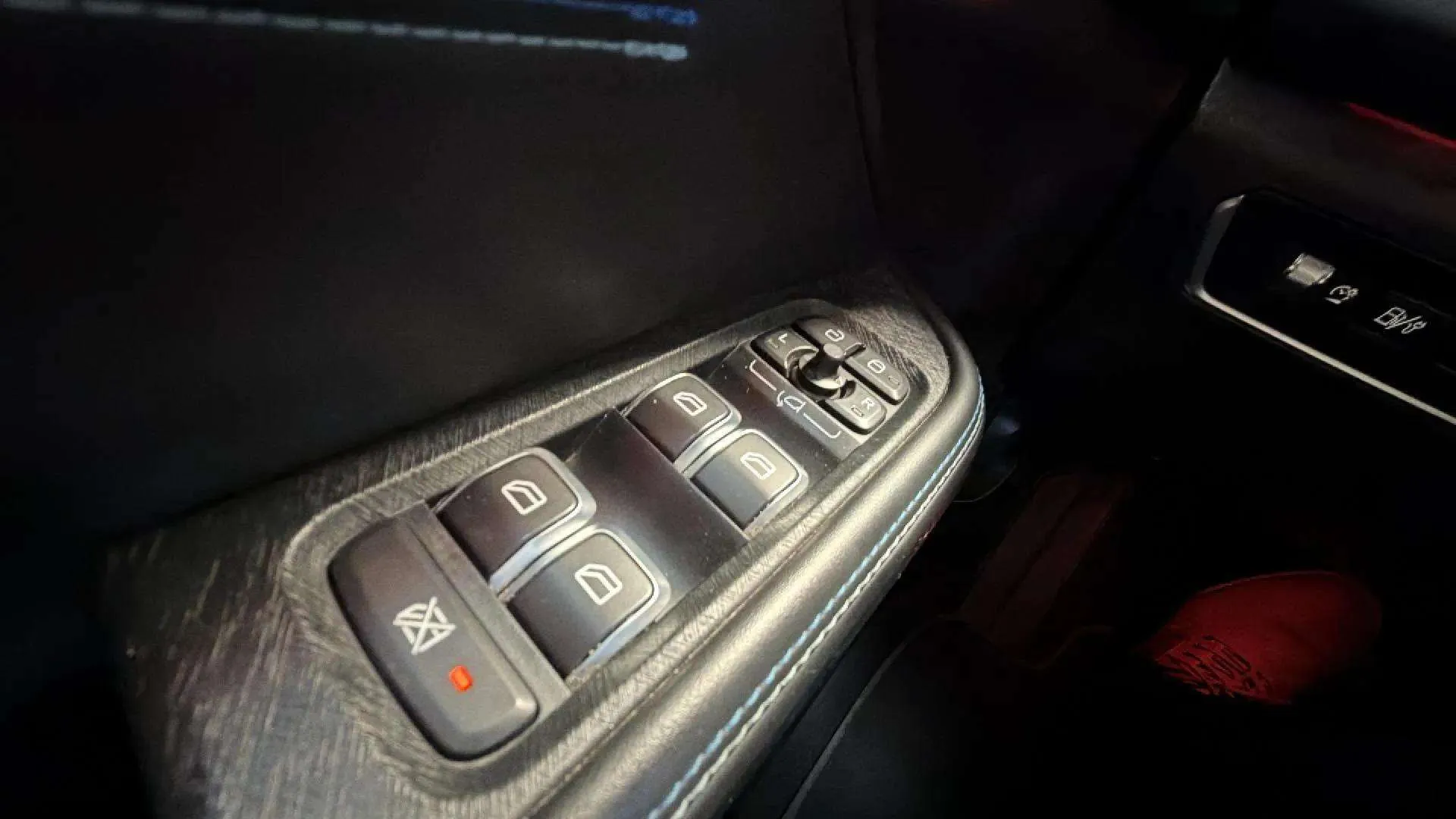 Lynk & Co 01 1.5 PHEV - foto 20