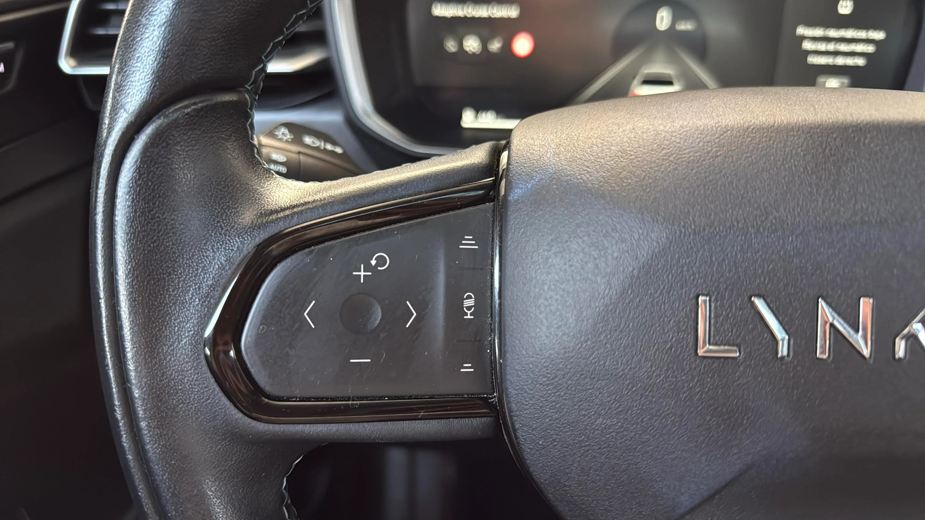 Lynk & Co 01 1.5 PHEV - foto 16