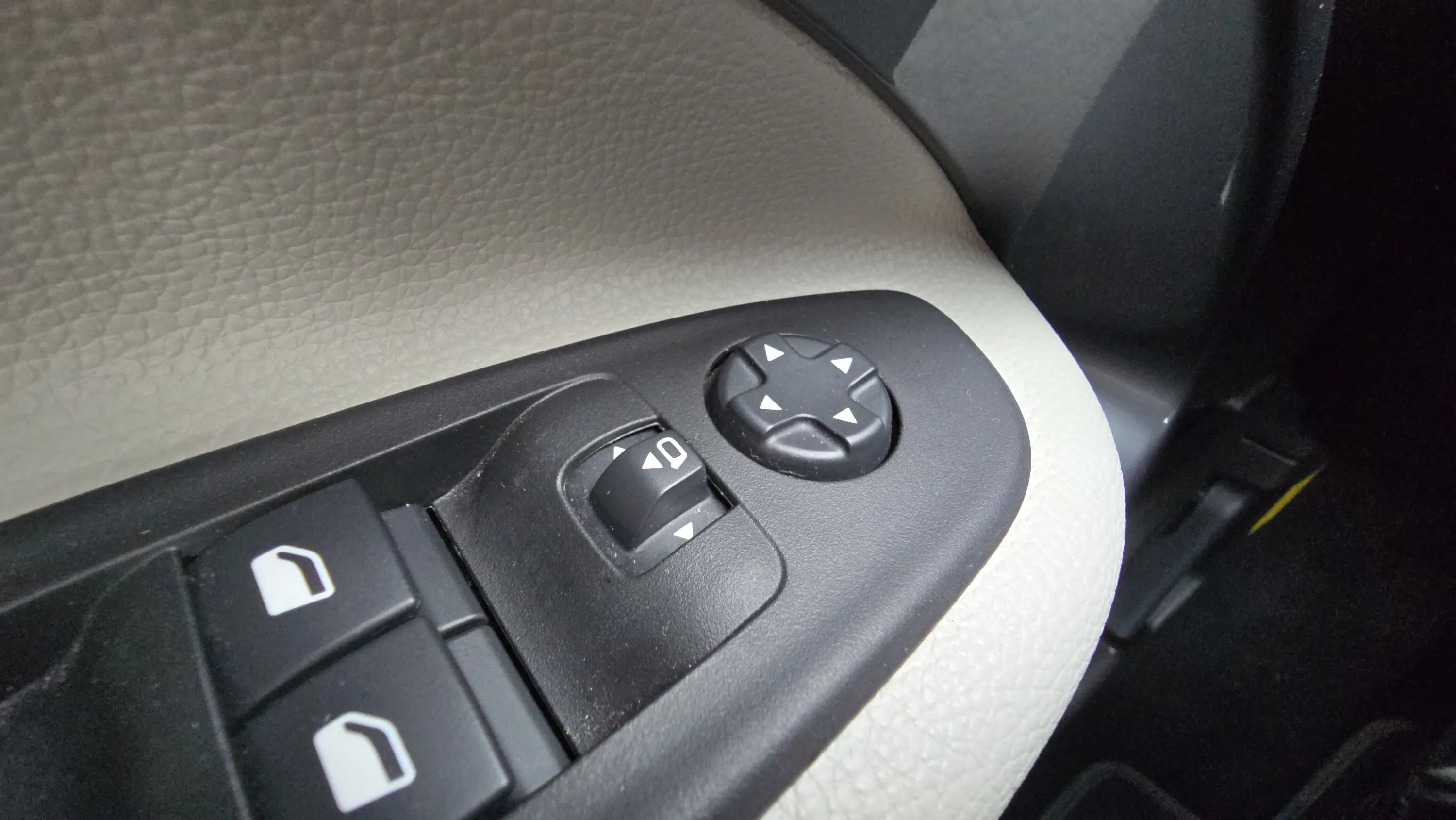 Fiat 600 MHEV La prima 1.2 Ddct - foto 18