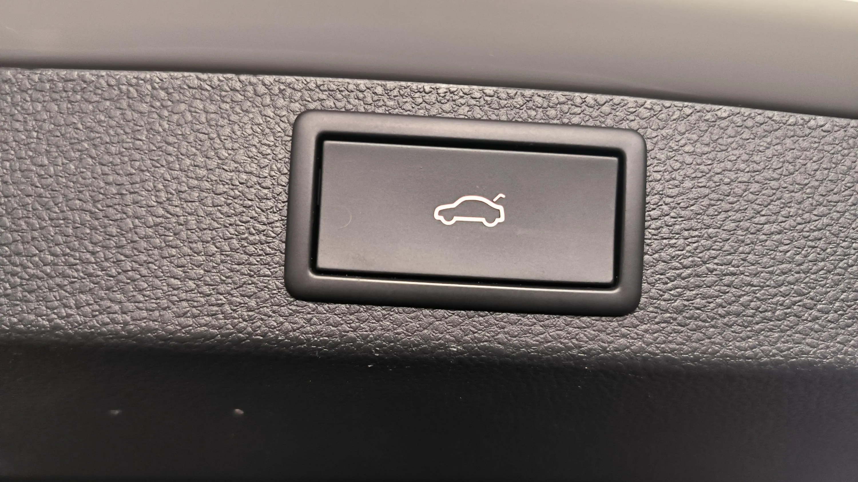 Škoda Karoq 1.5 TSI DSG ACT Style - foto 11