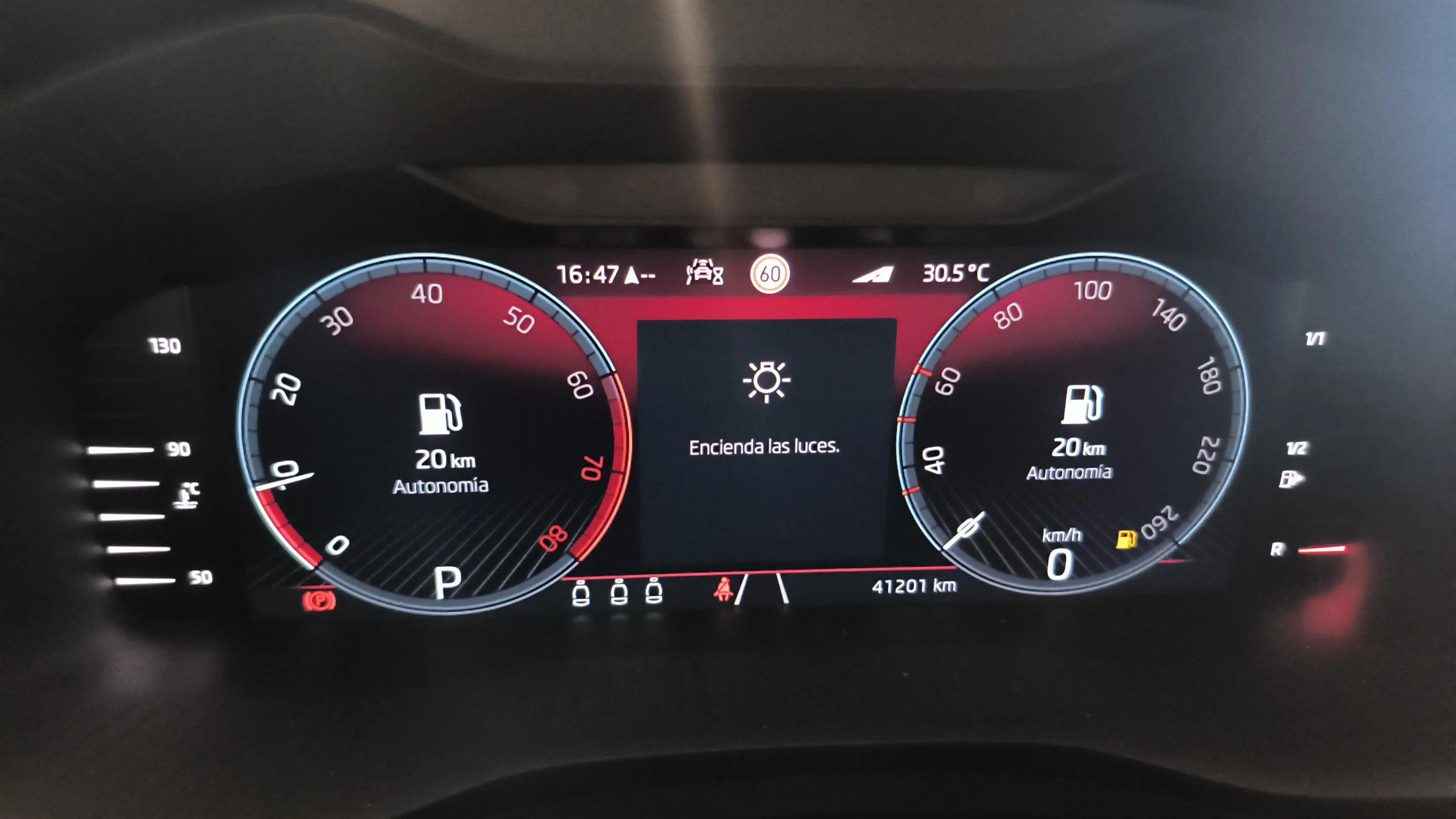 Škoda Karoq 1.5 TSI DSG ACT Style - foto 20