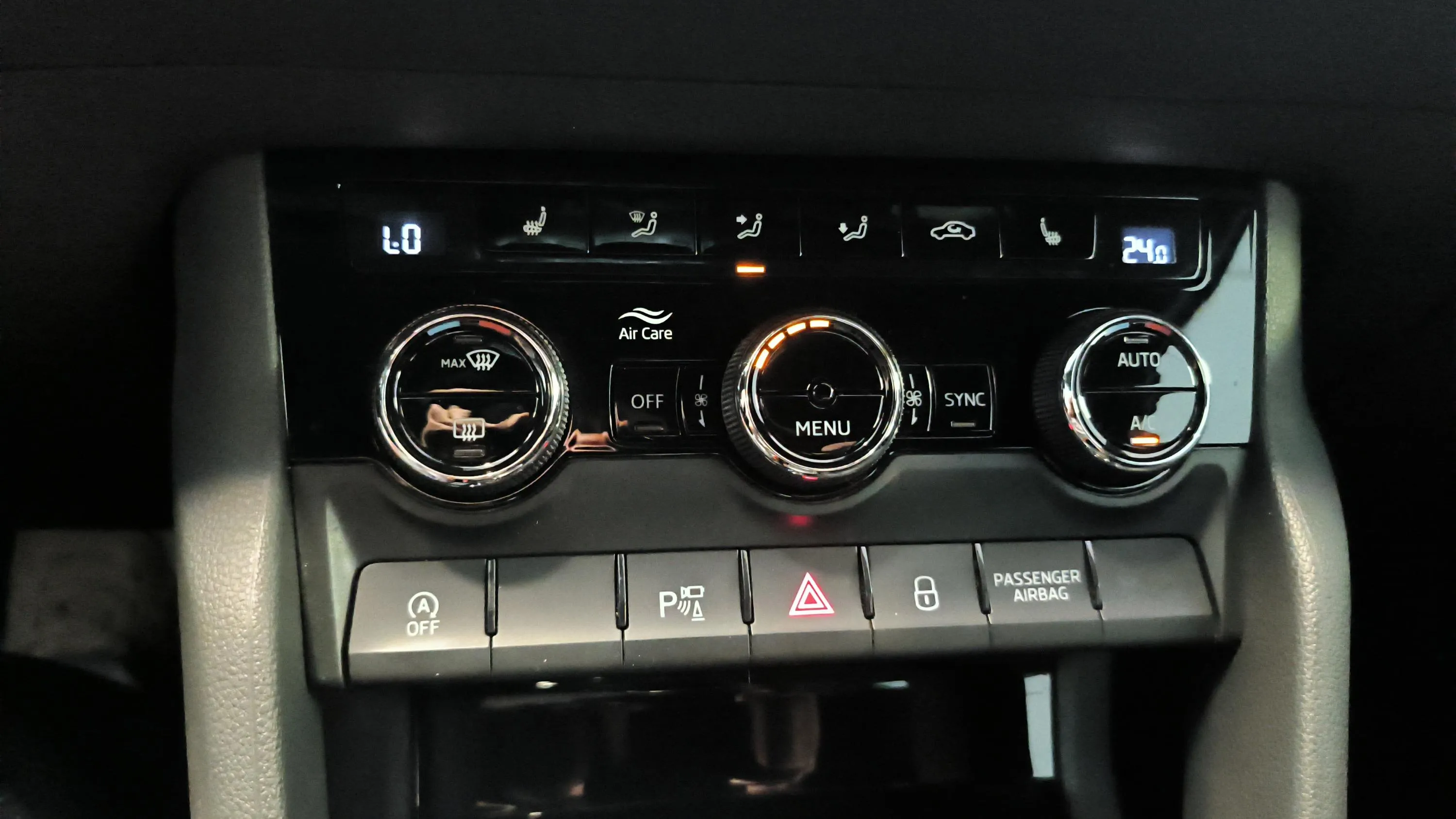 Škoda Karoq 1.5 TSI DSG ACT Style - foto 22