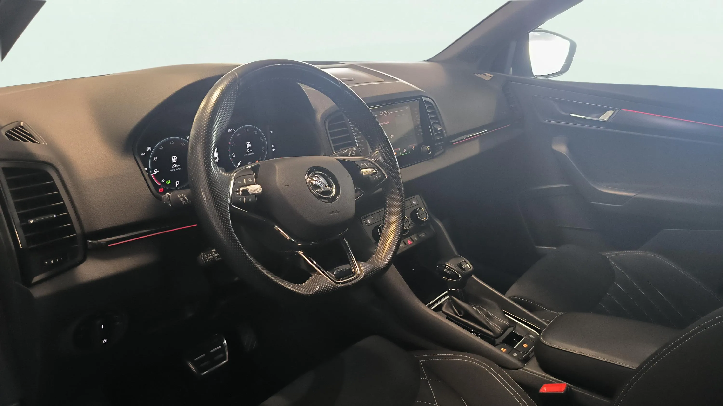 Škoda Karoq 1.5 TSI DSG ACT Style - foto 12