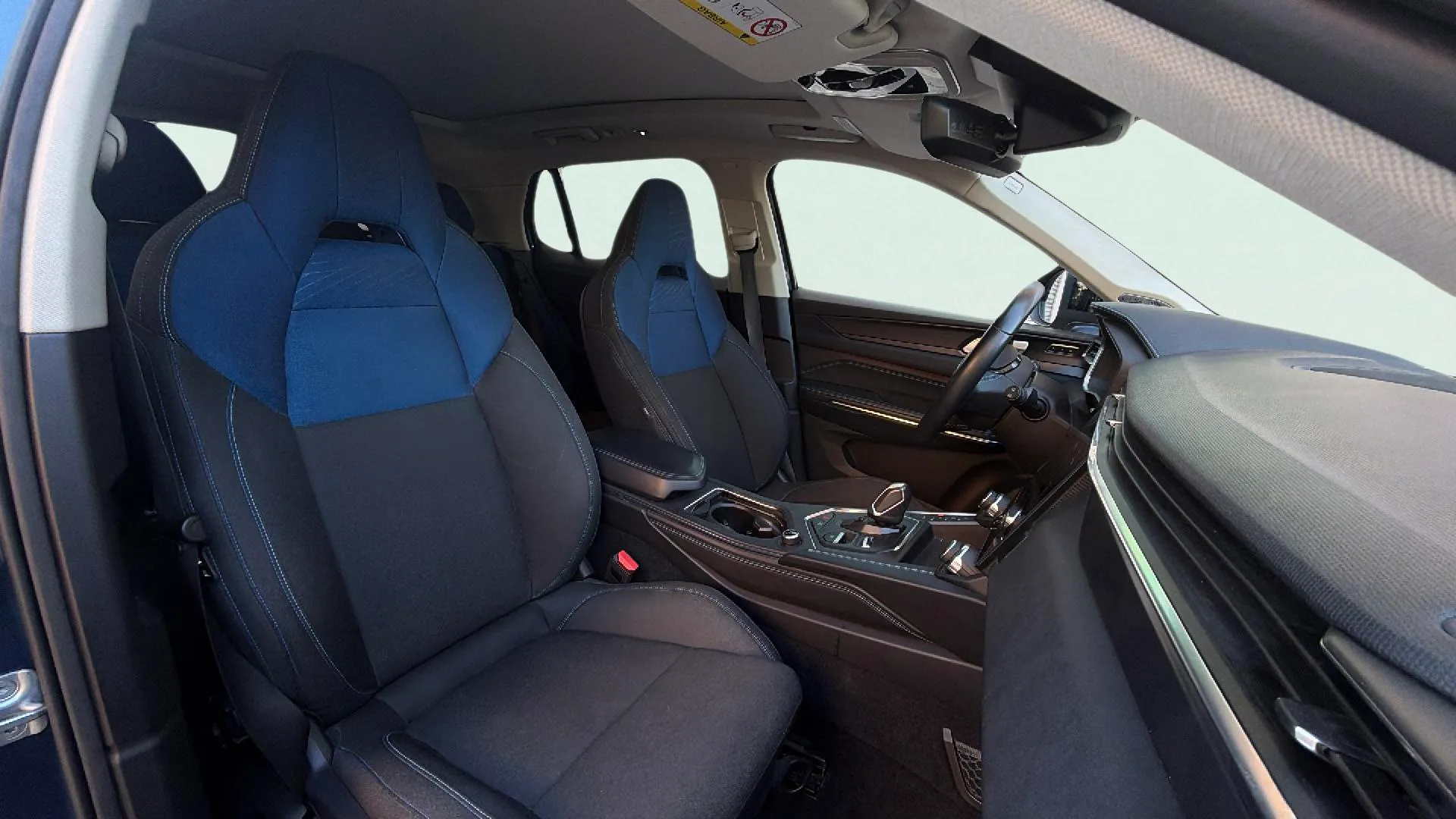 Lynk & Co 01 1.5 PHEV - foto 13