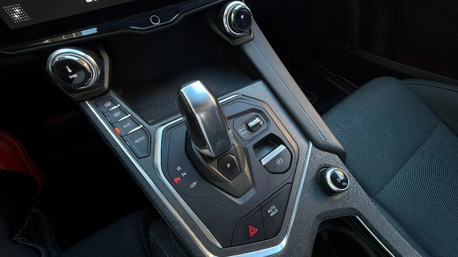 Lynk & Co 01 1.5 PHEV - foto 20