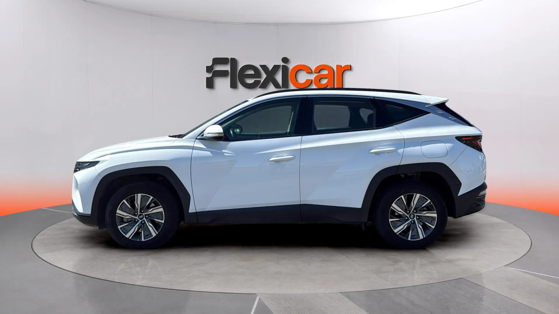 Hyundai Tucson 1.6 T-GDi PHEV Maxx 4x4 - foto 4