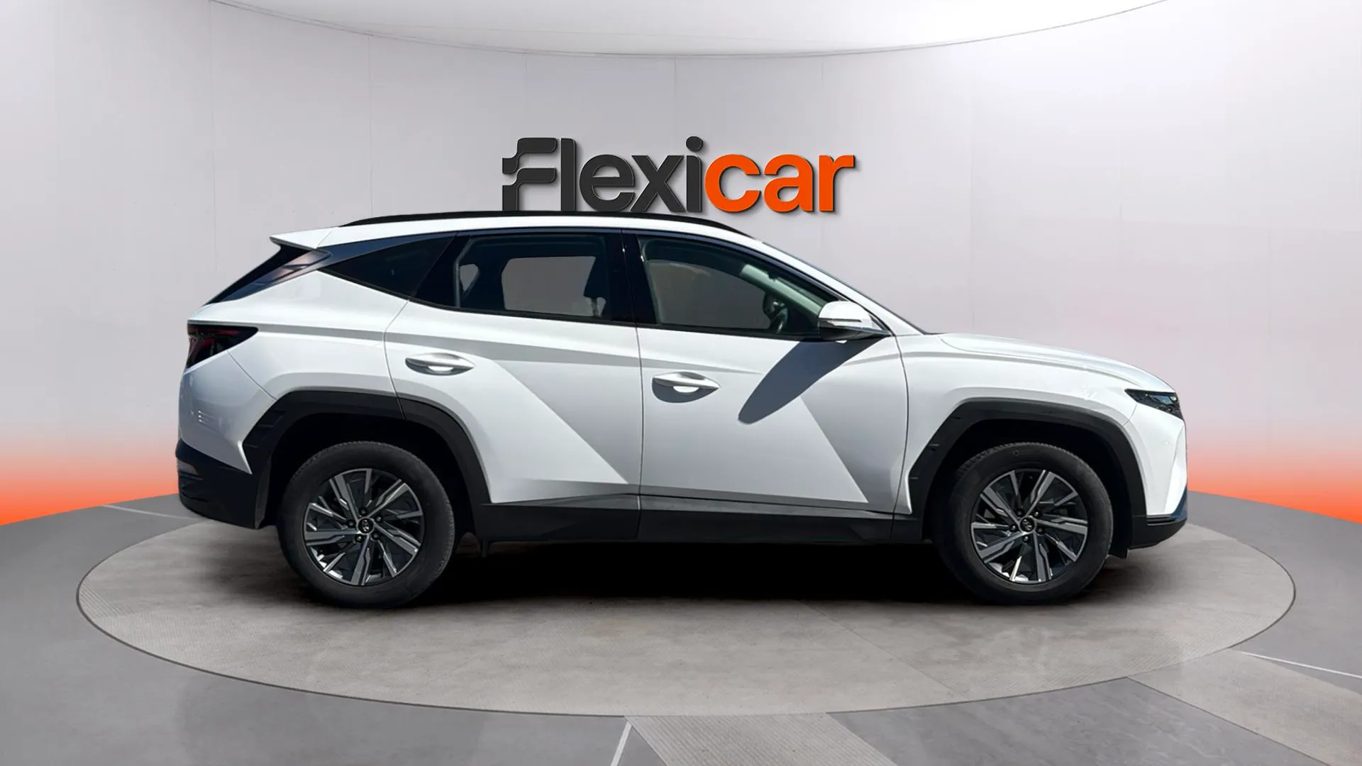 Hyundai Tucson 1.6 T-GDi PHEV Maxx 4x4 - foto 8