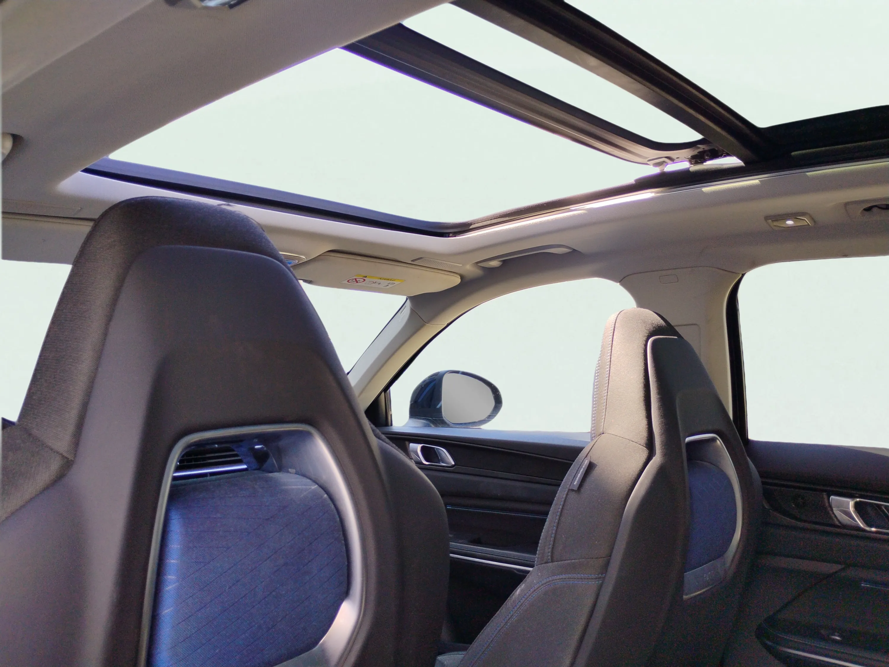 Lynk & Co 01 1.5 PHEV - foto 15