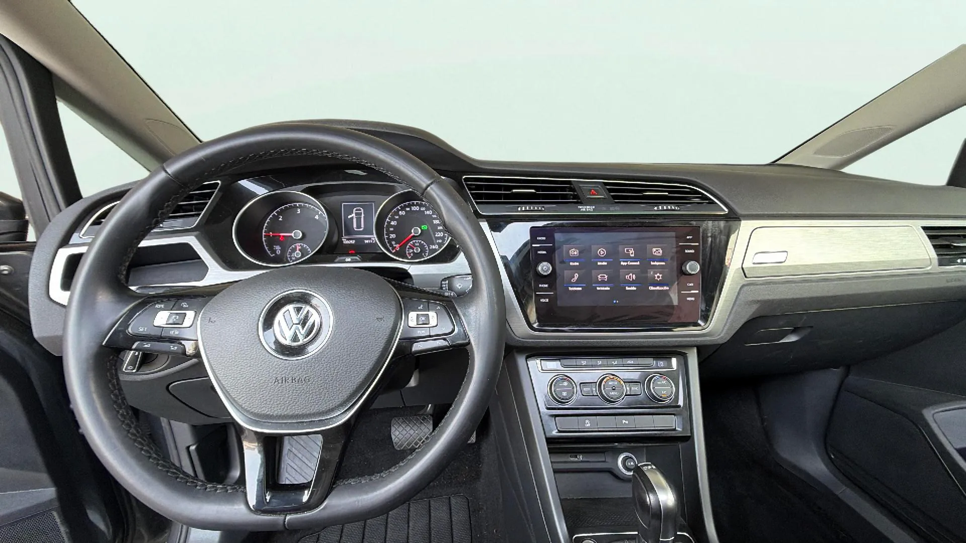Volkswagen Touran Advance 2.0 TDI DSG - foto 11