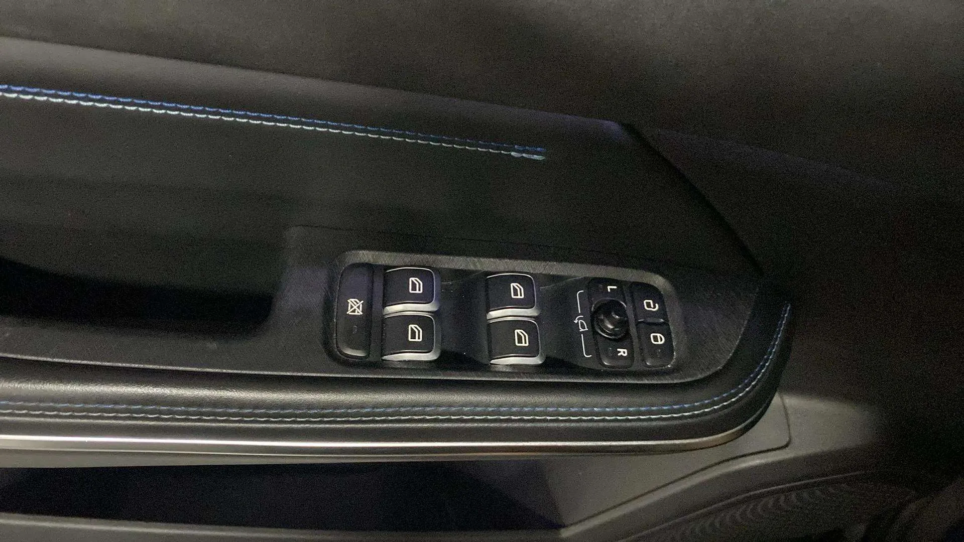 Lynk & Co 01 1.5 PHEV - foto 19