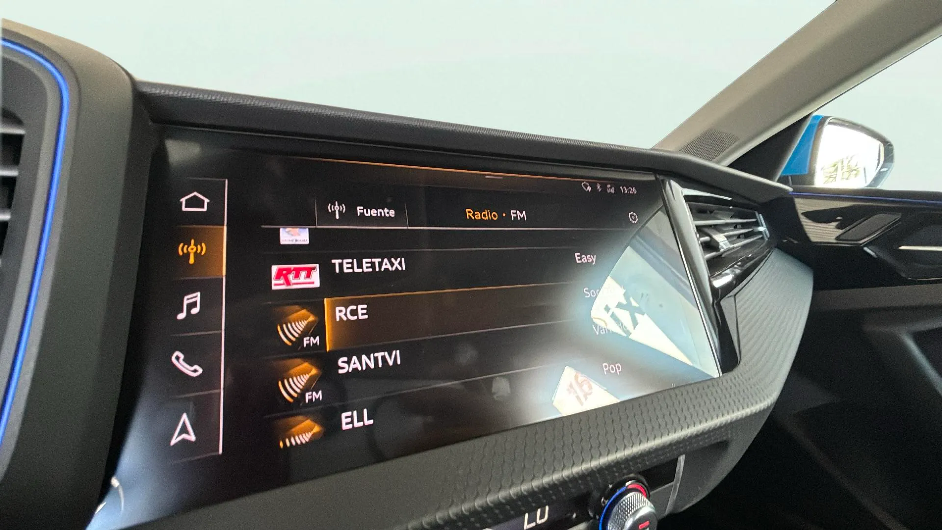 Audi A1 Sportback S line 30 TFSI - foto 14