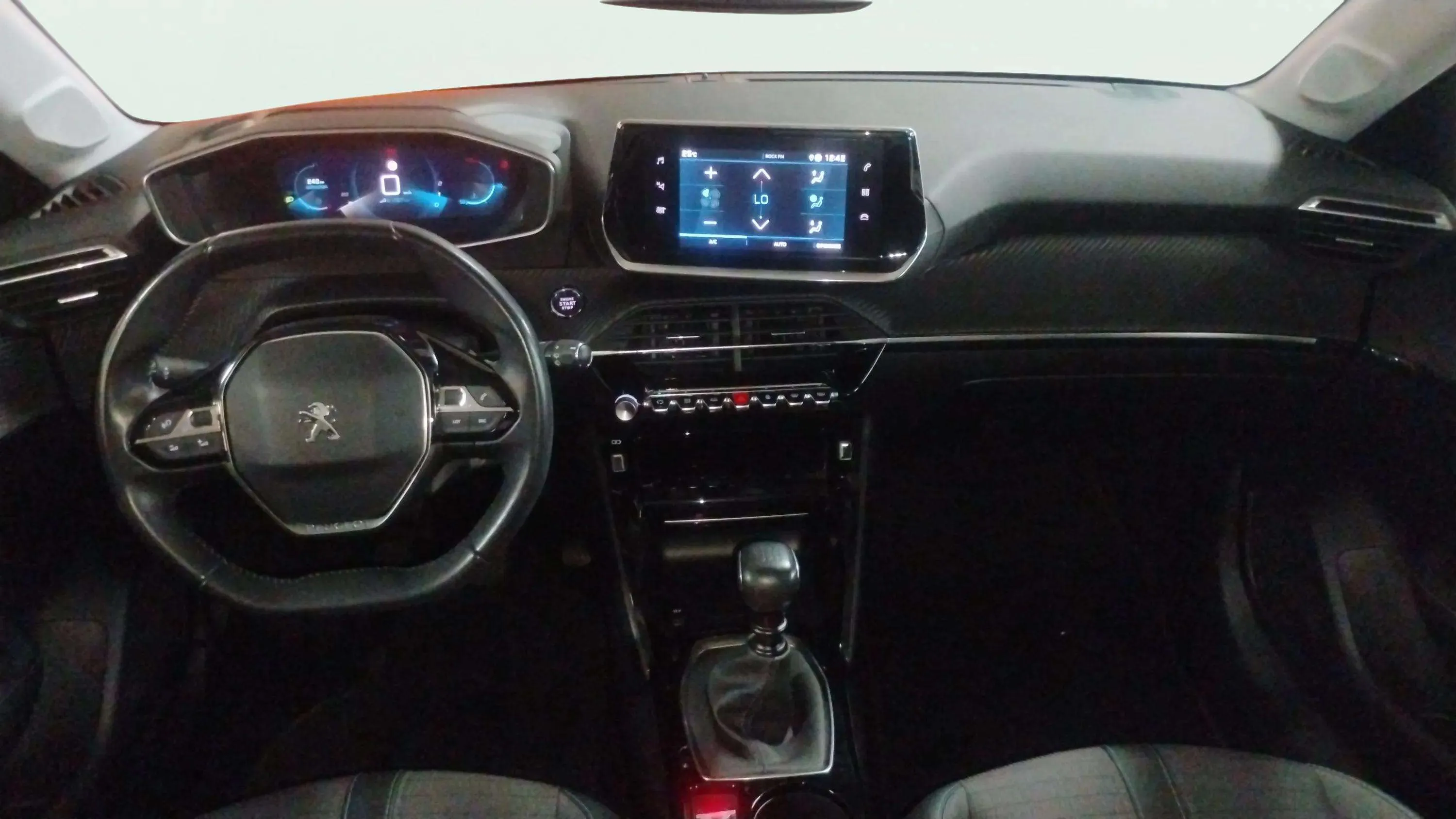 Peugeot 208 PureTech Active - foto 18