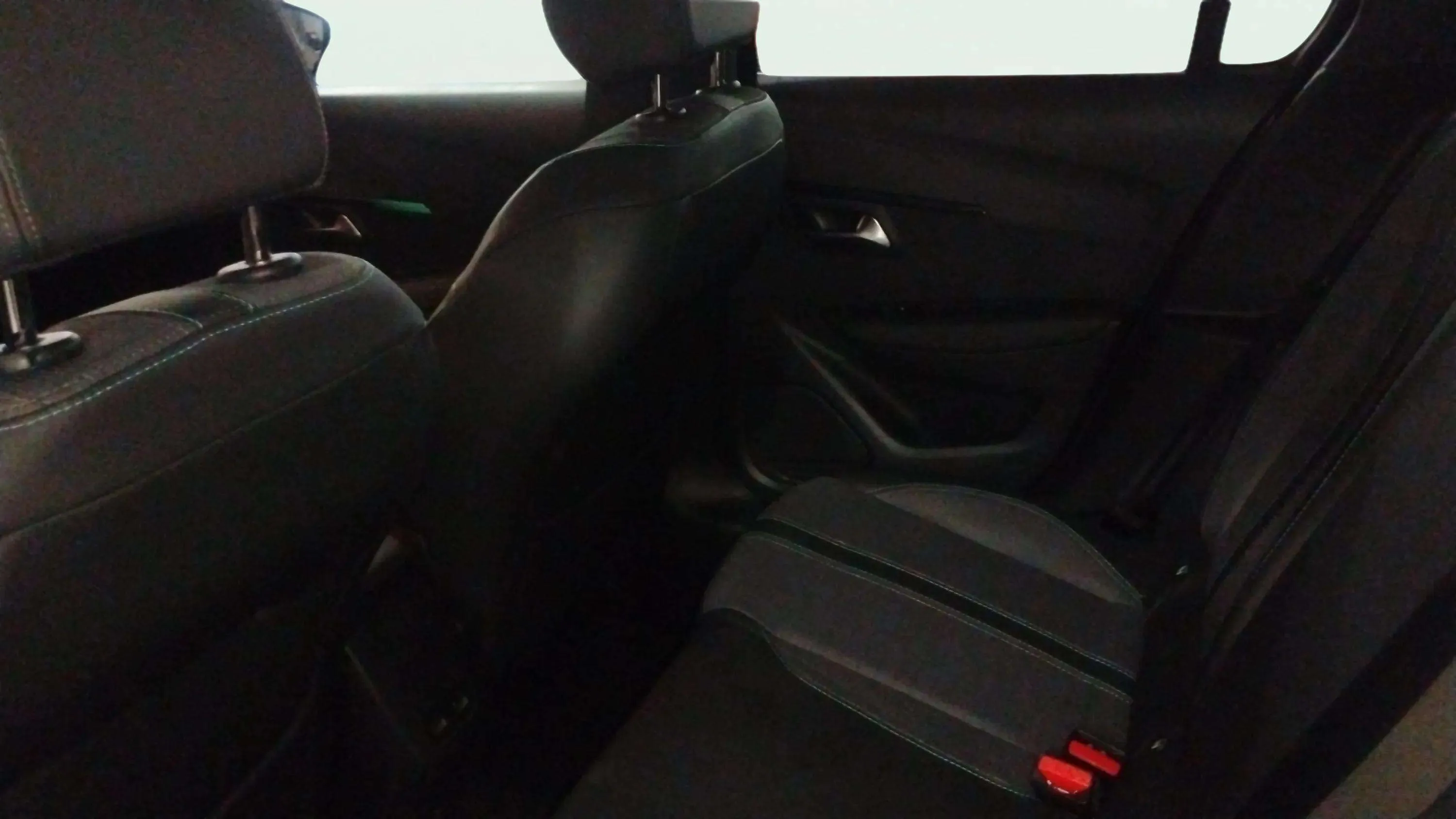Peugeot 208 PureTech Active - foto 12