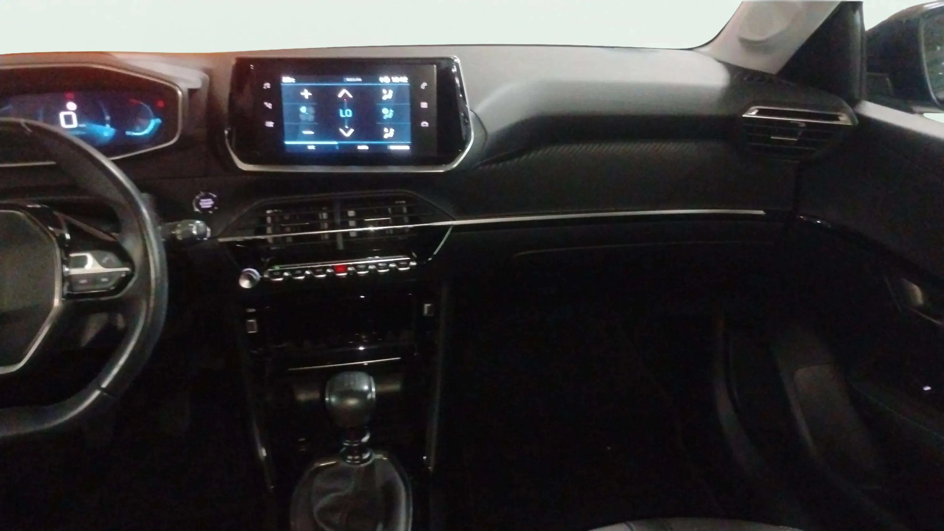 Peugeot 208 PureTech Active - foto 19