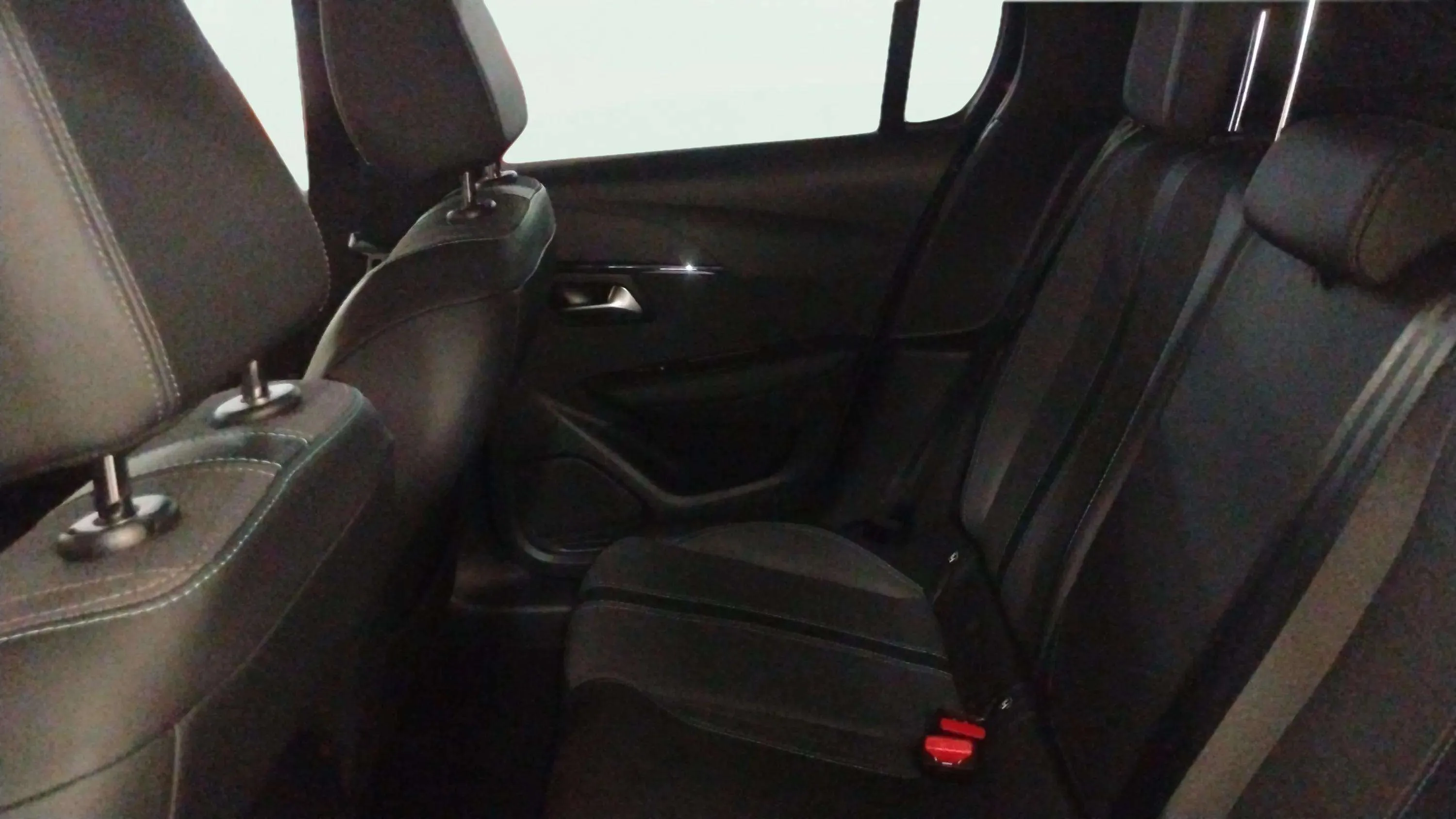 Peugeot 208 PureTech Active - foto 13