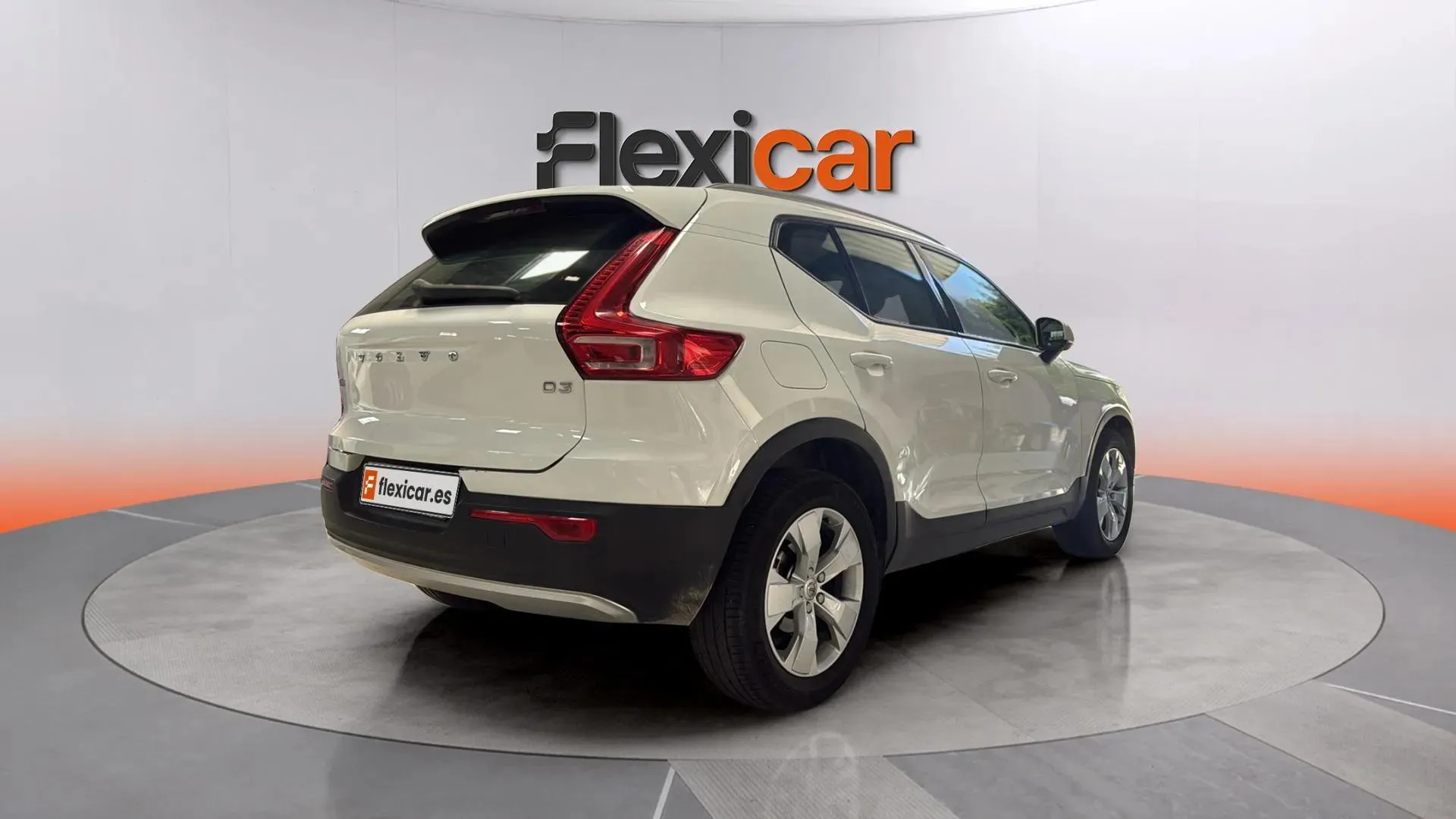 Volvo XC40 2.0 D3 - foto 8